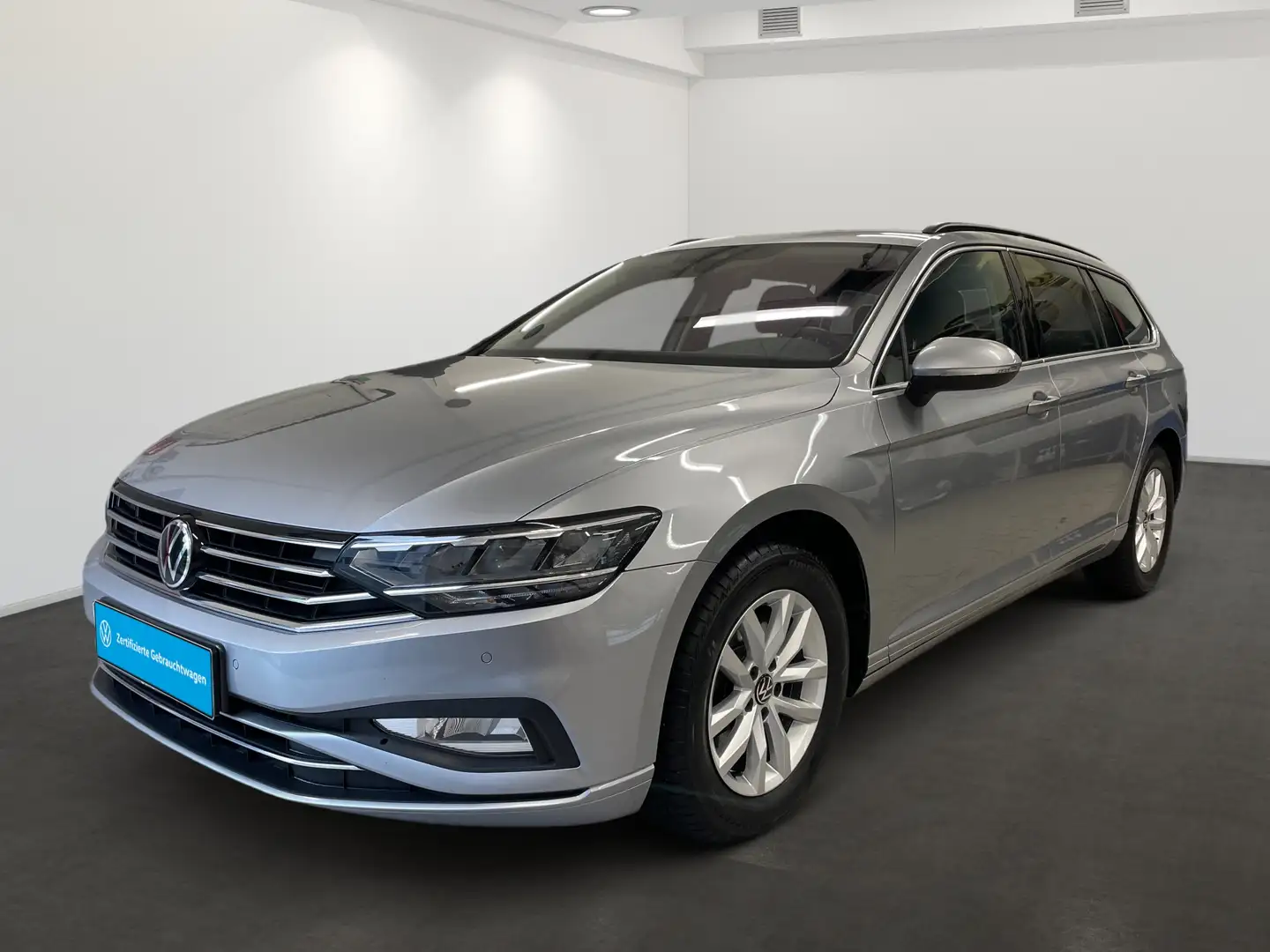 Volkswagen Passat Variant 2.0 TDI Business *LED*KAMERA*NAVI* Silber - 2