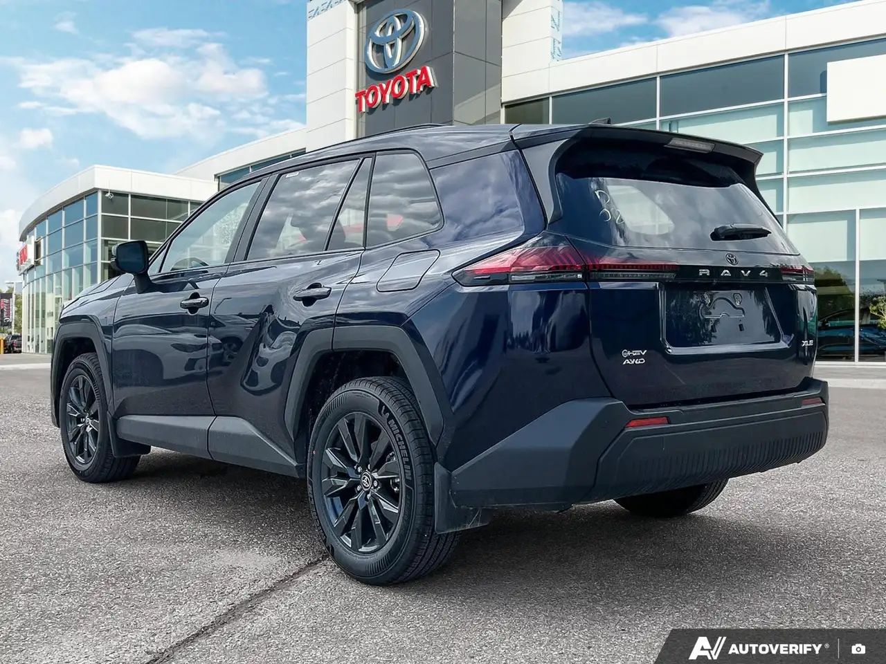 Toyota RAV 4 снимка Toyota RAV 4