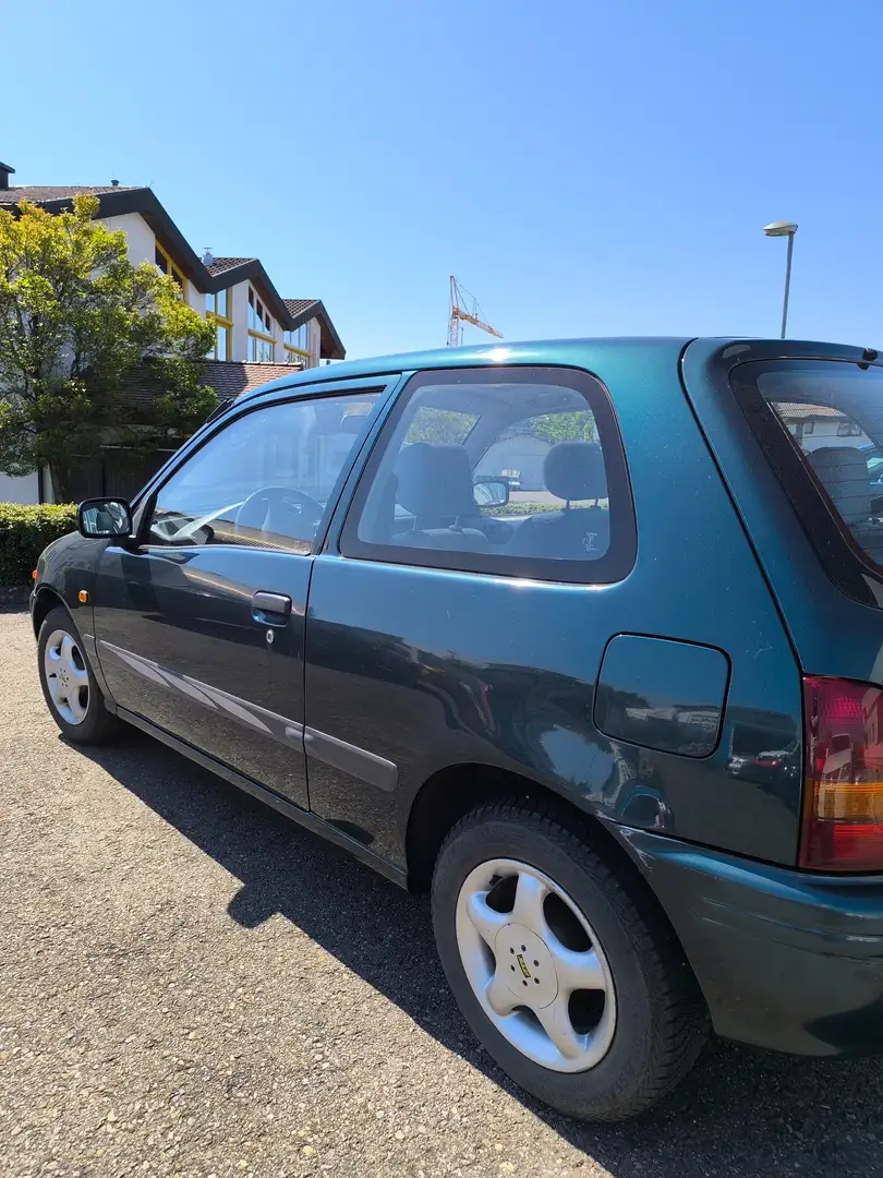 Toyota Starlet j Verde - 2