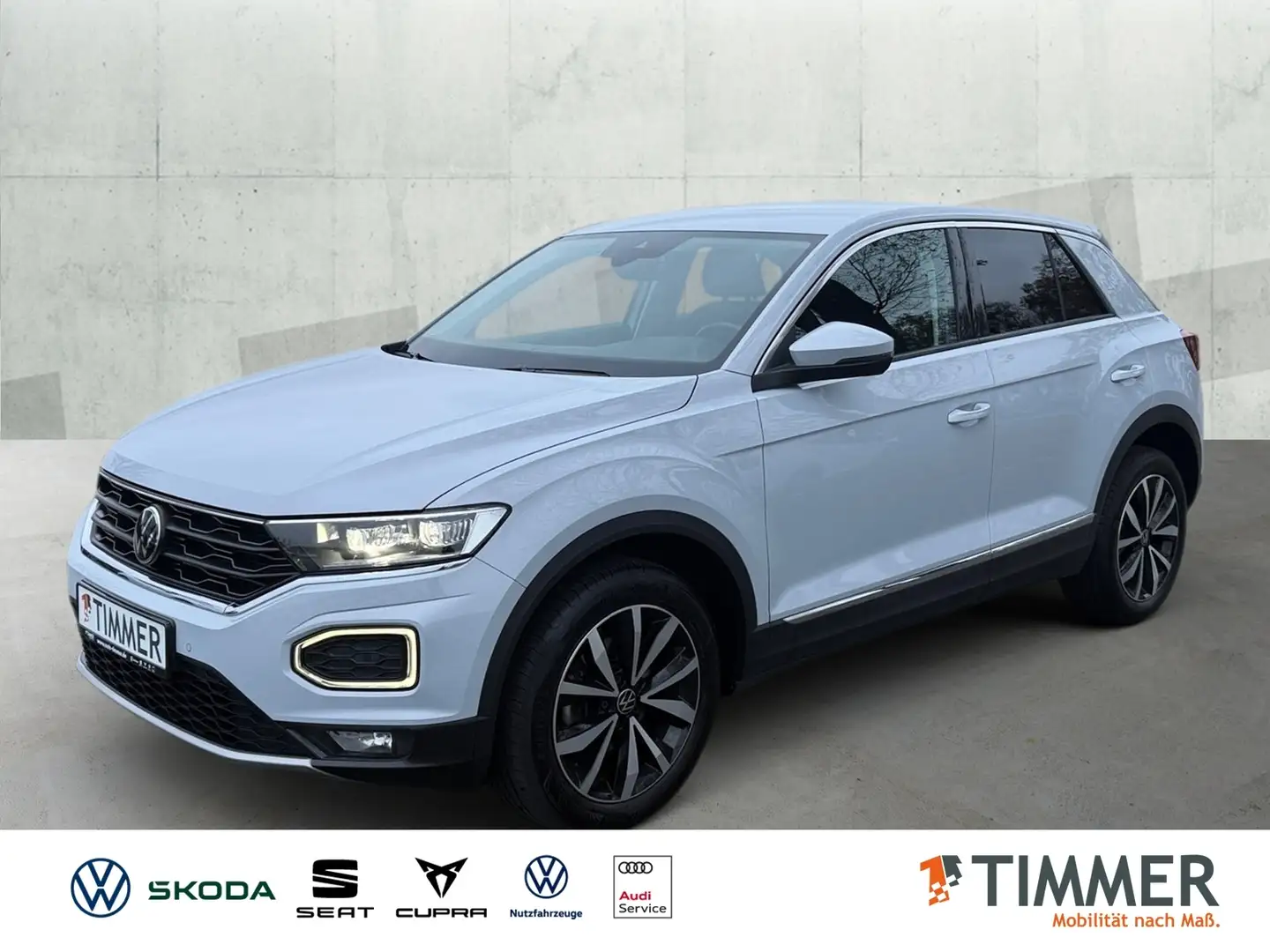 Volkswagen T-Roc 2.0 TDI STYLE *AHK *LED *RKAM *NAVI *SHZ *17" *CA Silber - 1