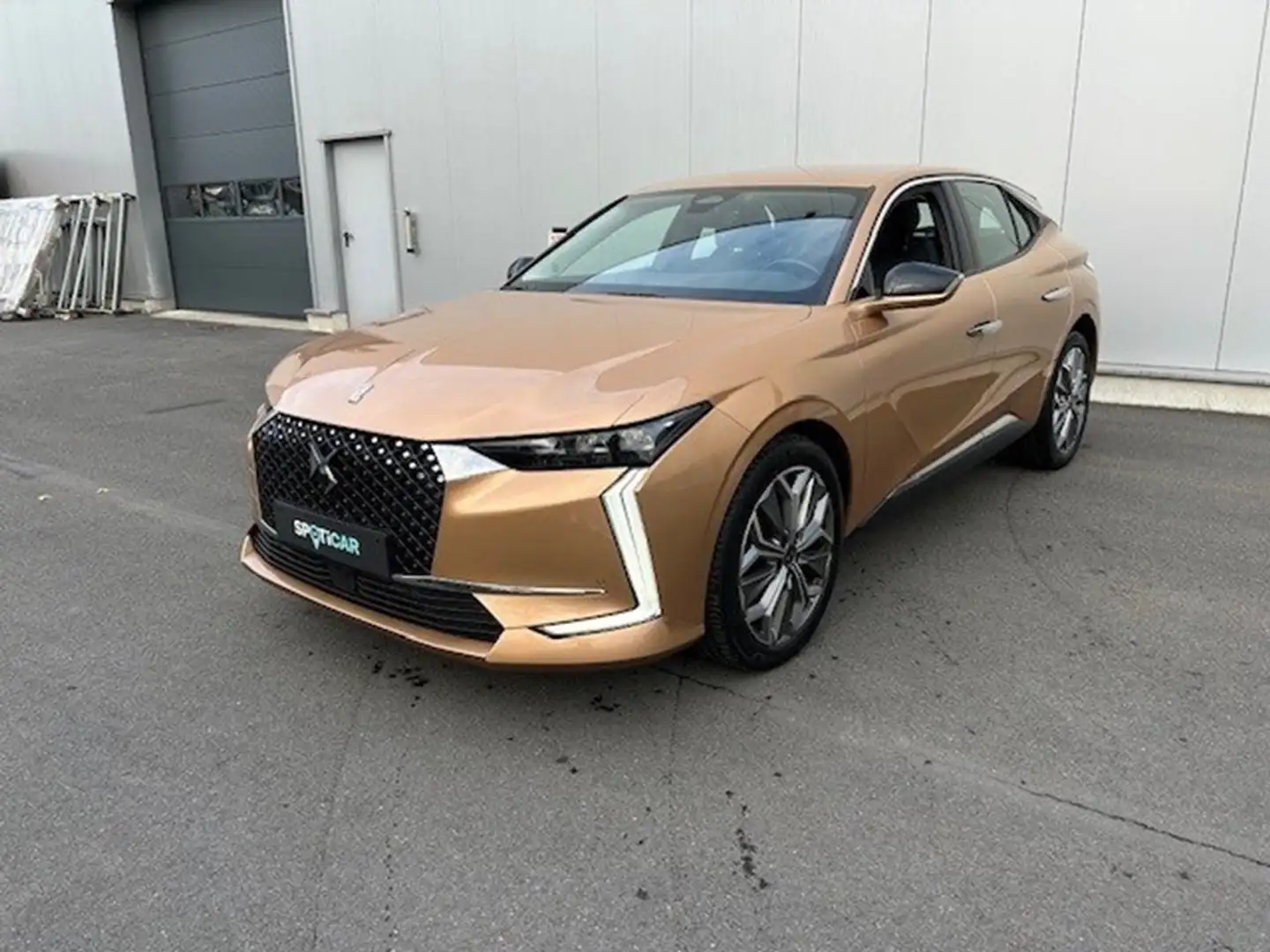 DS Automobiles DS 4 1.2 PureTech 130pk Automaat Goud - 1