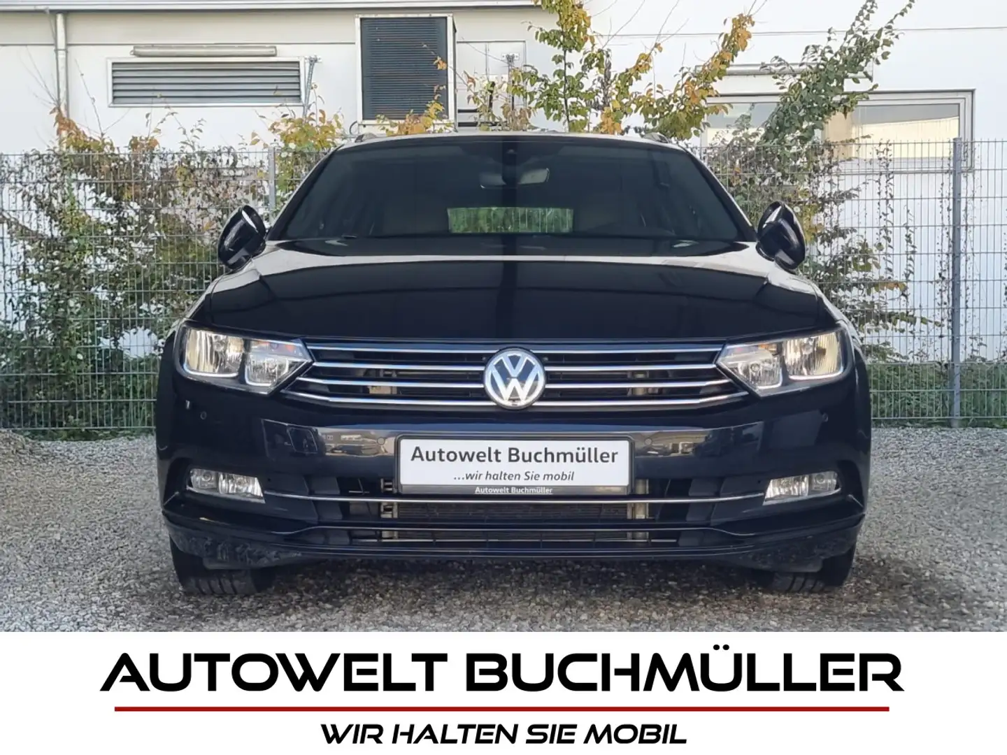 Volkswagen Passat 1.8 TSI DSG,AHK,NAVI,KAMERA,ACC+LANE Klima Navi Schwarz - 1