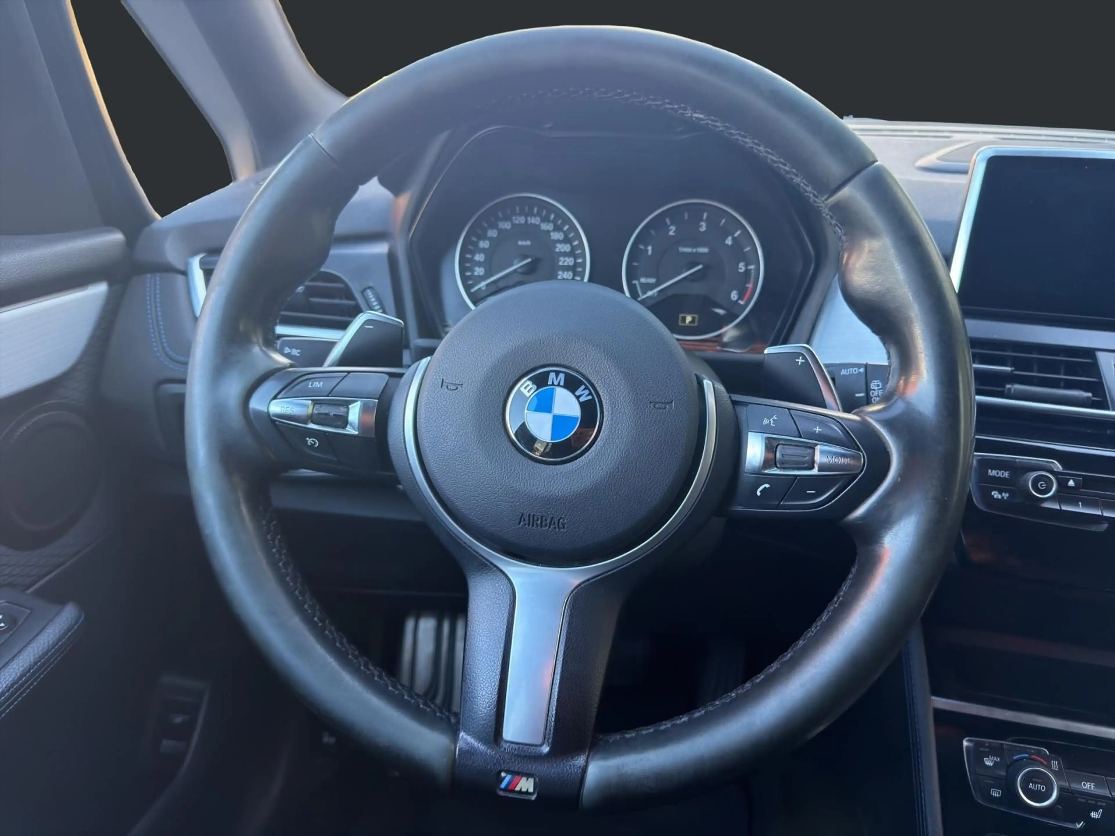 BMW 220 *xDrive*M-Sport*HeadUp*7Sitzer* — photo 15