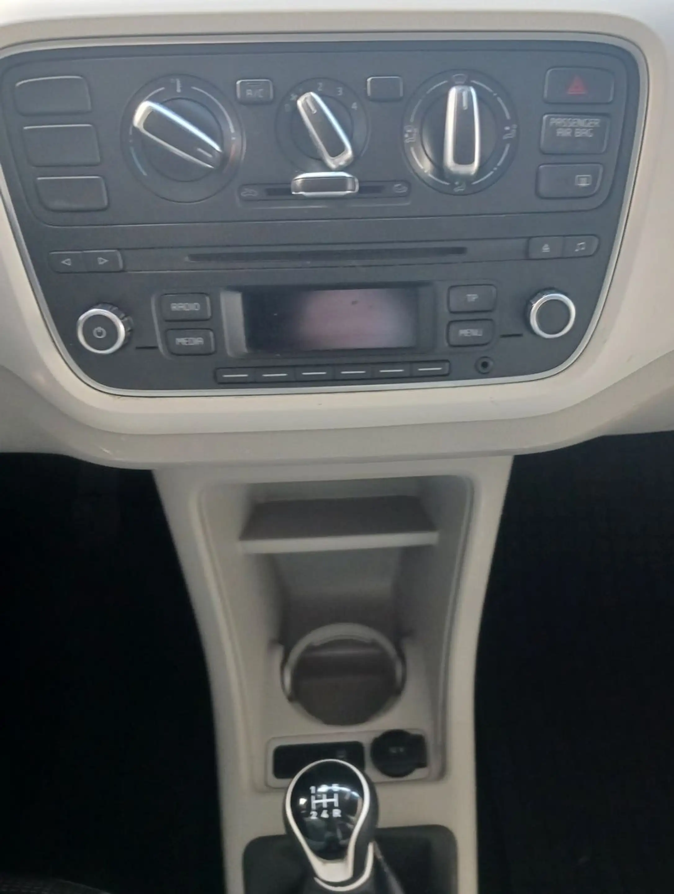 SEAT Mii 1.0 TSI 44 kW Style Klima,4-türig,Alu,PDC — photo 14