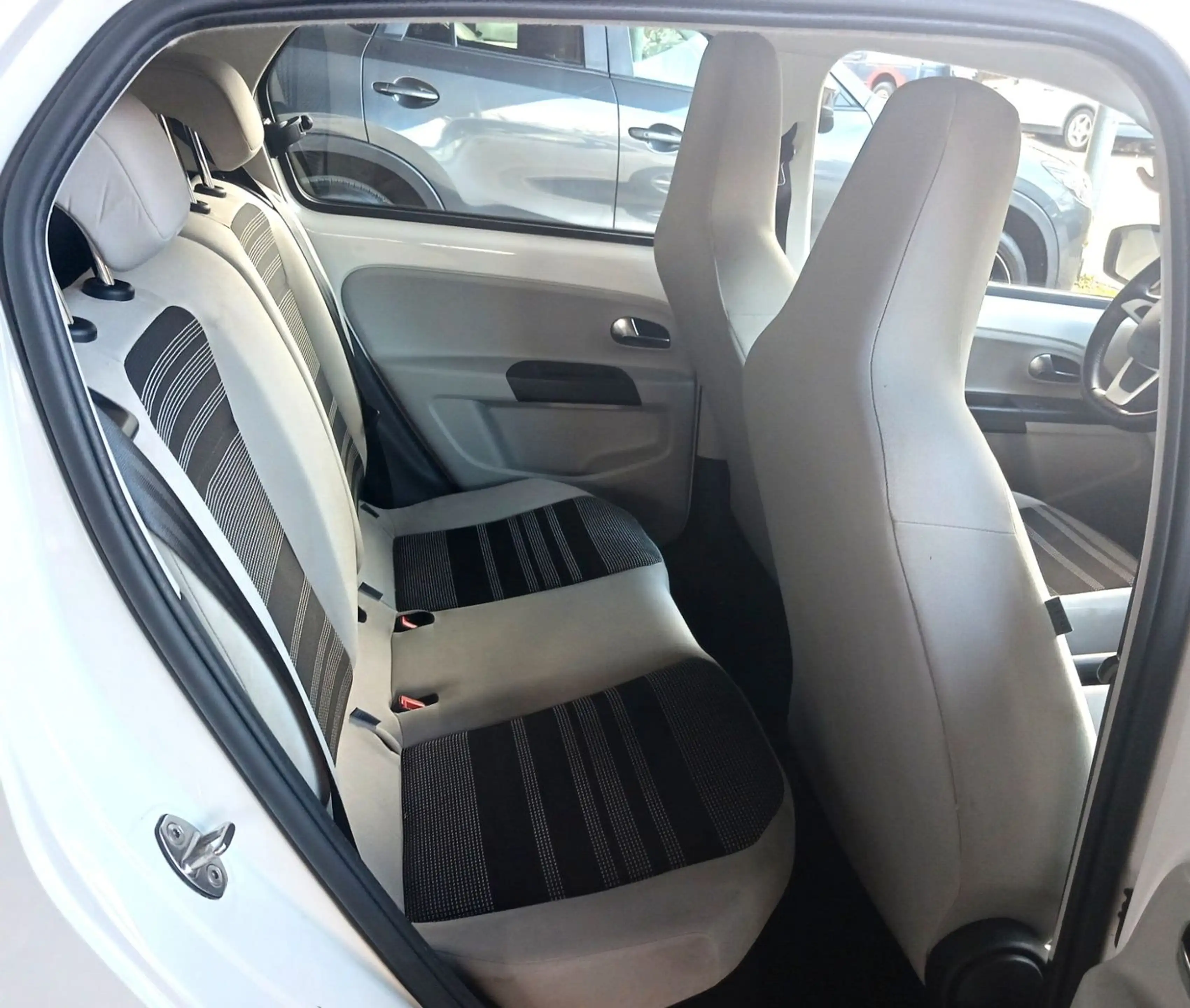 SEAT Mii 1.0 TSI 44 kW Style Klima,4-türig,Alu,PDC — photo 11