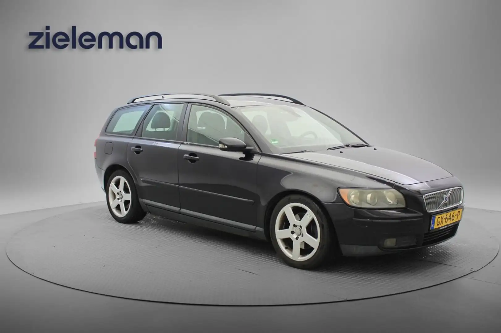 Volvo V50 2.4 - Clima, Trekhaak, Stoelverwerwaming Noir - 1