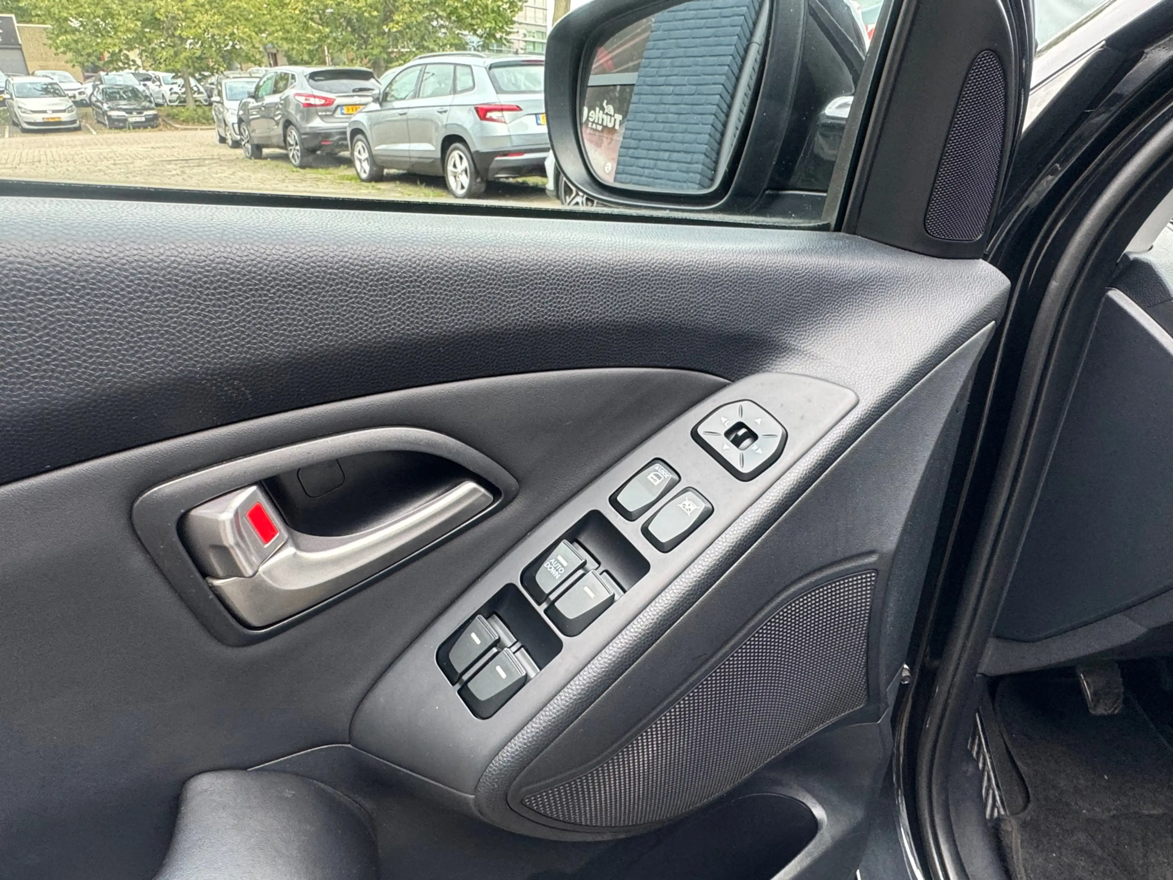 Hyundai iX35 2.0i Dynamic | Clima | Cruise | NW APK | N.A.P — photo 14