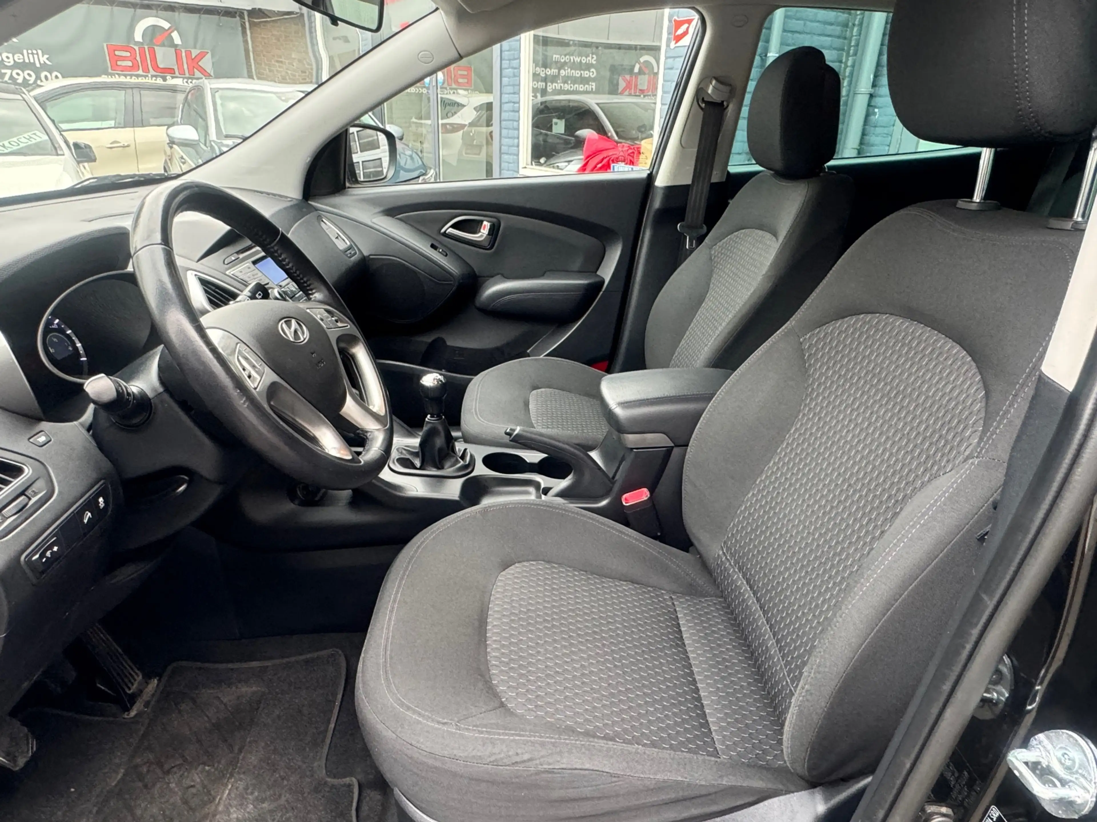 Hyundai iX35 2.0i Dynamic | Clima | Cruise | NW APK | N.A.P — photo 9