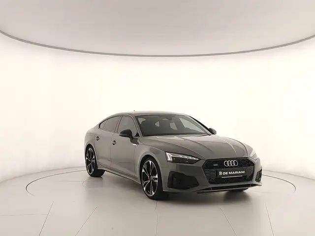 Audi A5 view 7