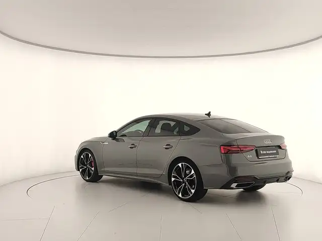 Audi A5 view 3