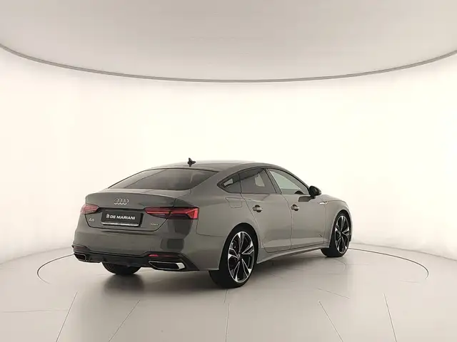 Audi A5 view 5