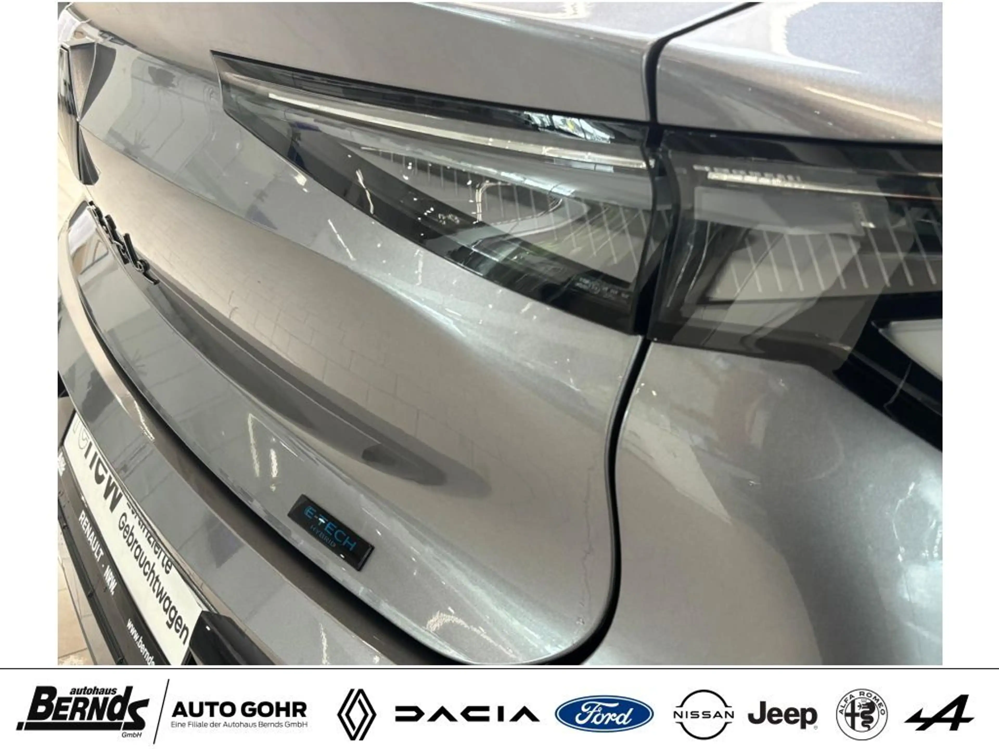 Renault Rafale E Full Hyb. 200 Esprit Alpine H&K Pano HeadUp Matr — photo 35