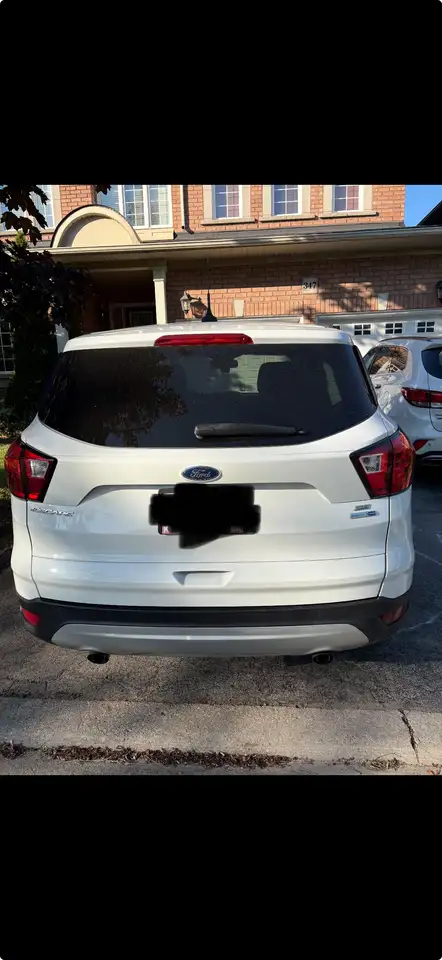 Ford Escape снимка Ford Escape