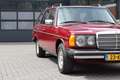 Mercedes-Benz 300 Turbo Diesel Rood - thumbnail 3