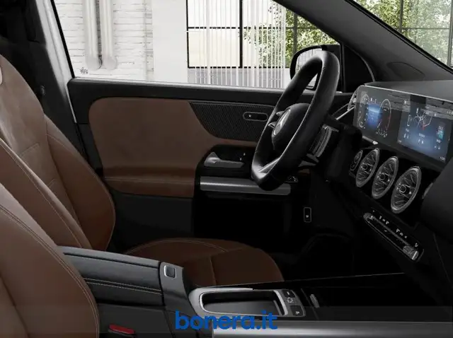Mercedes-Benz Gla Class view 7