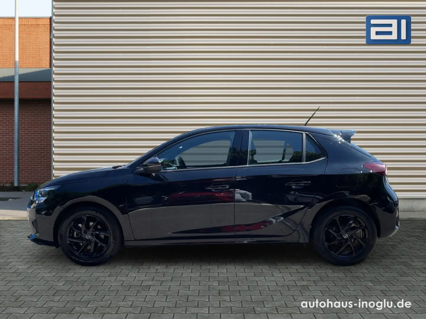 Opel Corsa 1.2 GS Line EAT8 Navi+LED+R-Kam+aKlima+PDC+ Fekete - 2