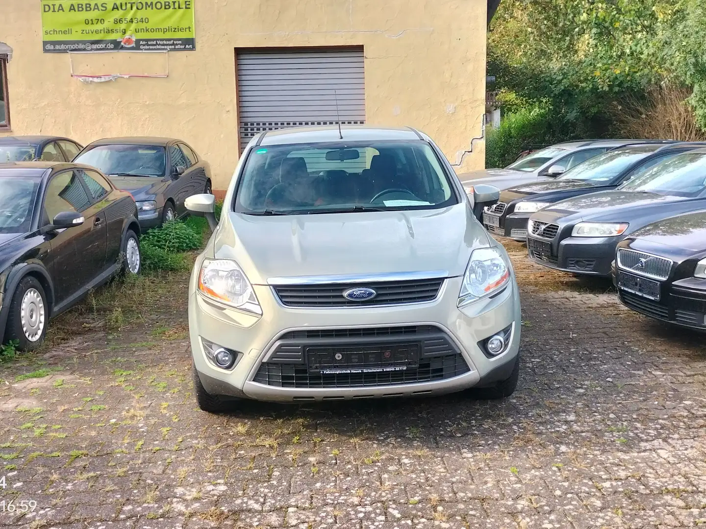 Ford Kuga Trend Grau - 1