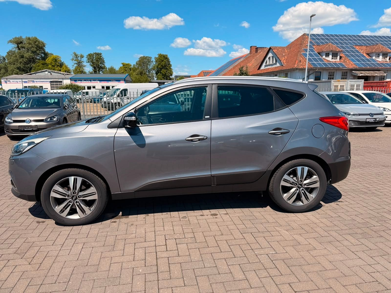Hyundai iX35 Style/GO AWD AUTOMATIK*XENON*NAV*SHZ*CAM — photo 8