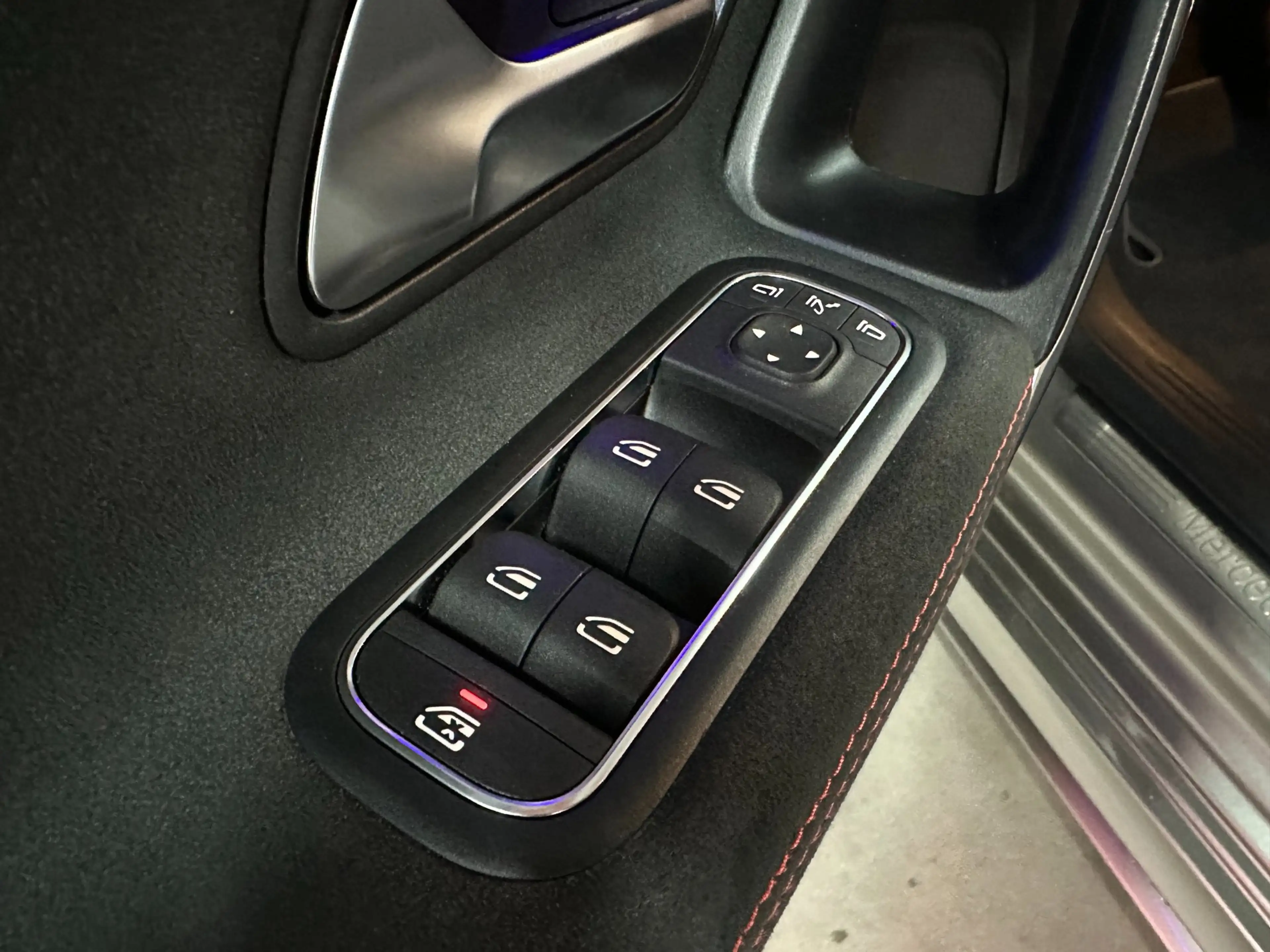 Mercedes-Benz A 180 Business Solution AMG, Widesceen, Sfeerverlichting — photo 11