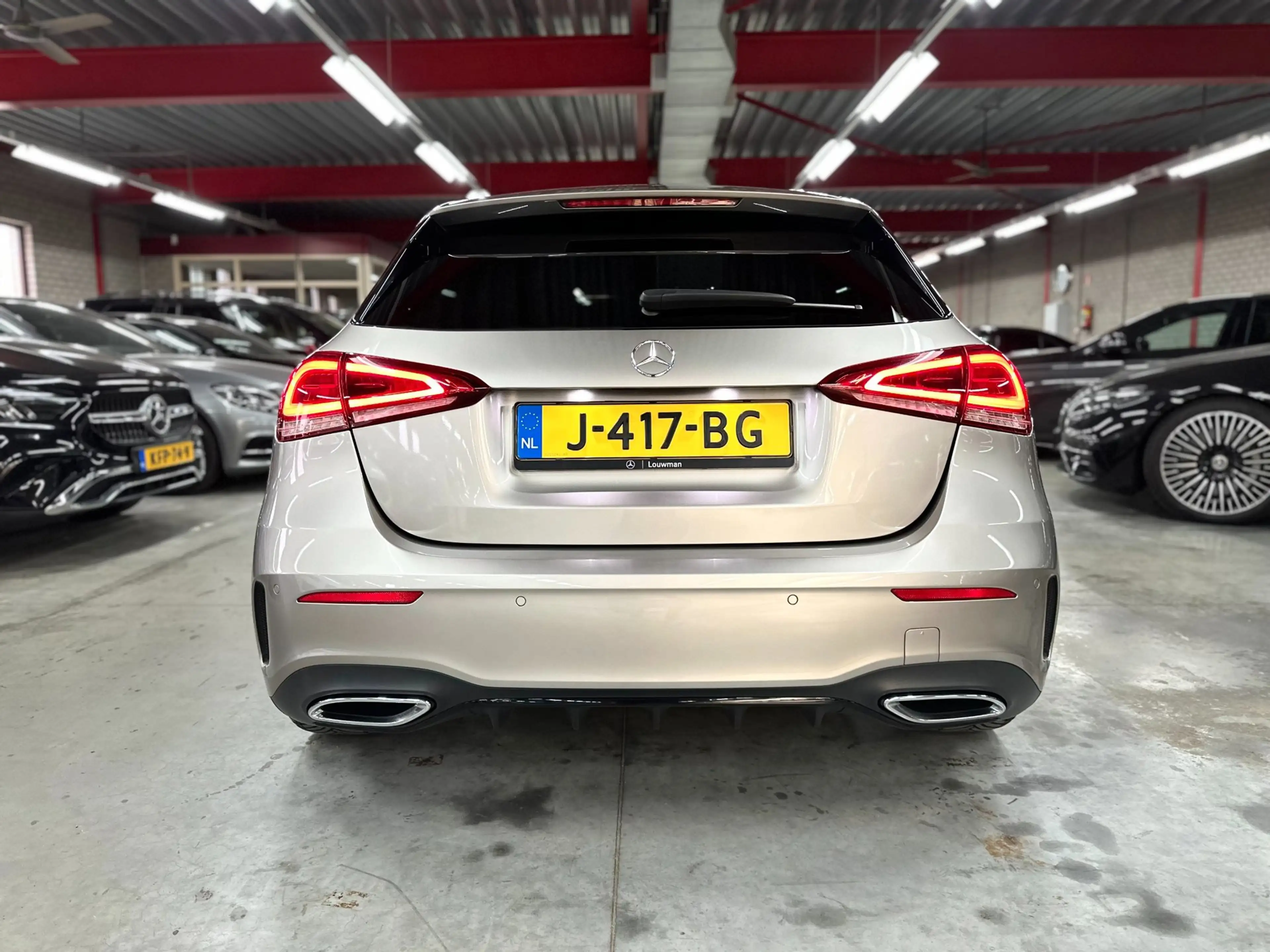 Mercedes-Benz A 180 Business Solution AMG, Widesceen, Sfeerverlichting — photo 4