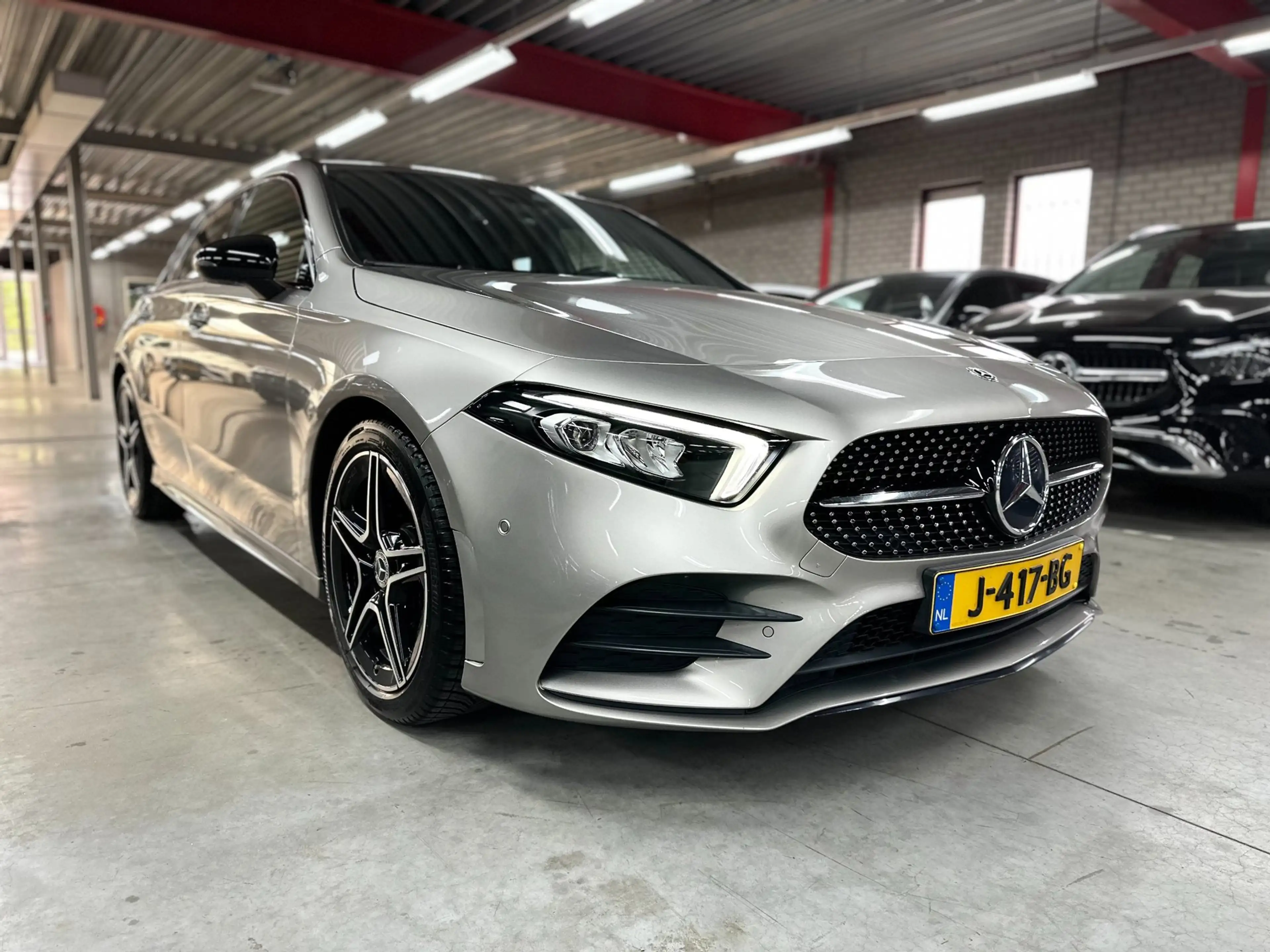 Mercedes-Benz A 180 Business Solution AMG, Widesceen, Sfeerverlichting — photo 7