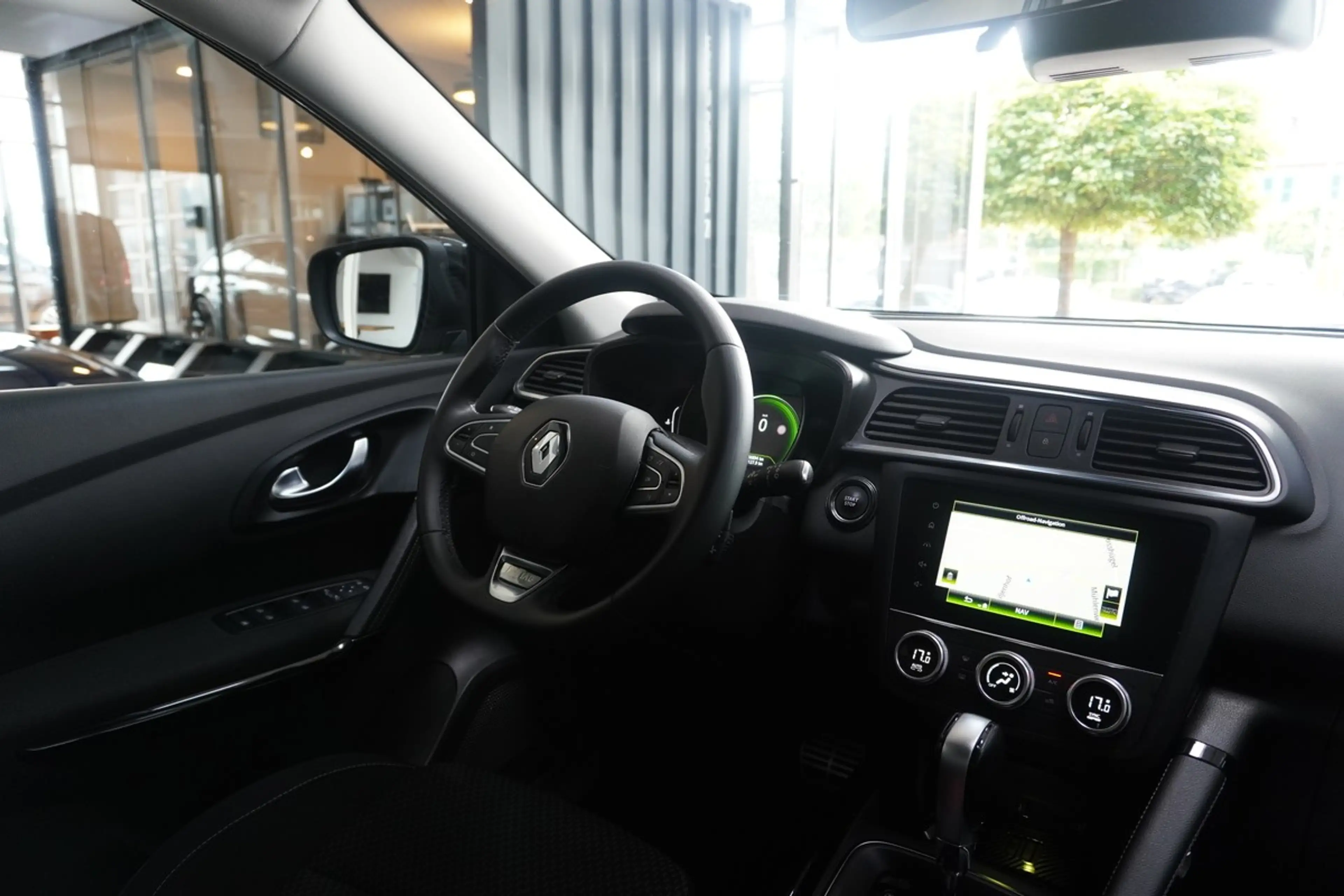 Renault Kadjar 1.3 TCe 140 Intens SHZ PDC Temp R.Cam — photo 19