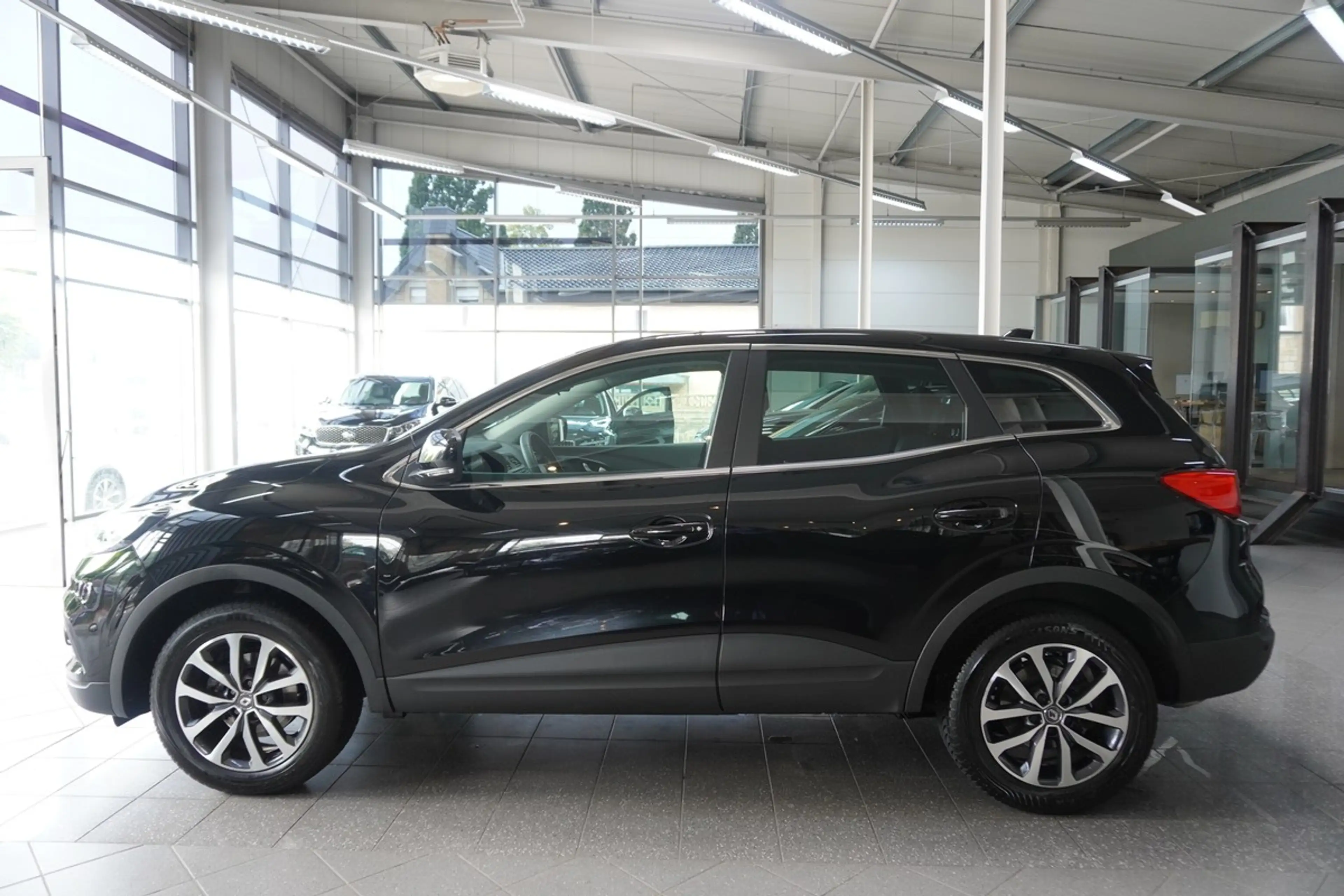 Renault Kadjar 1.3 TCe 140 Intens SHZ PDC Temp R.Cam — photo 9