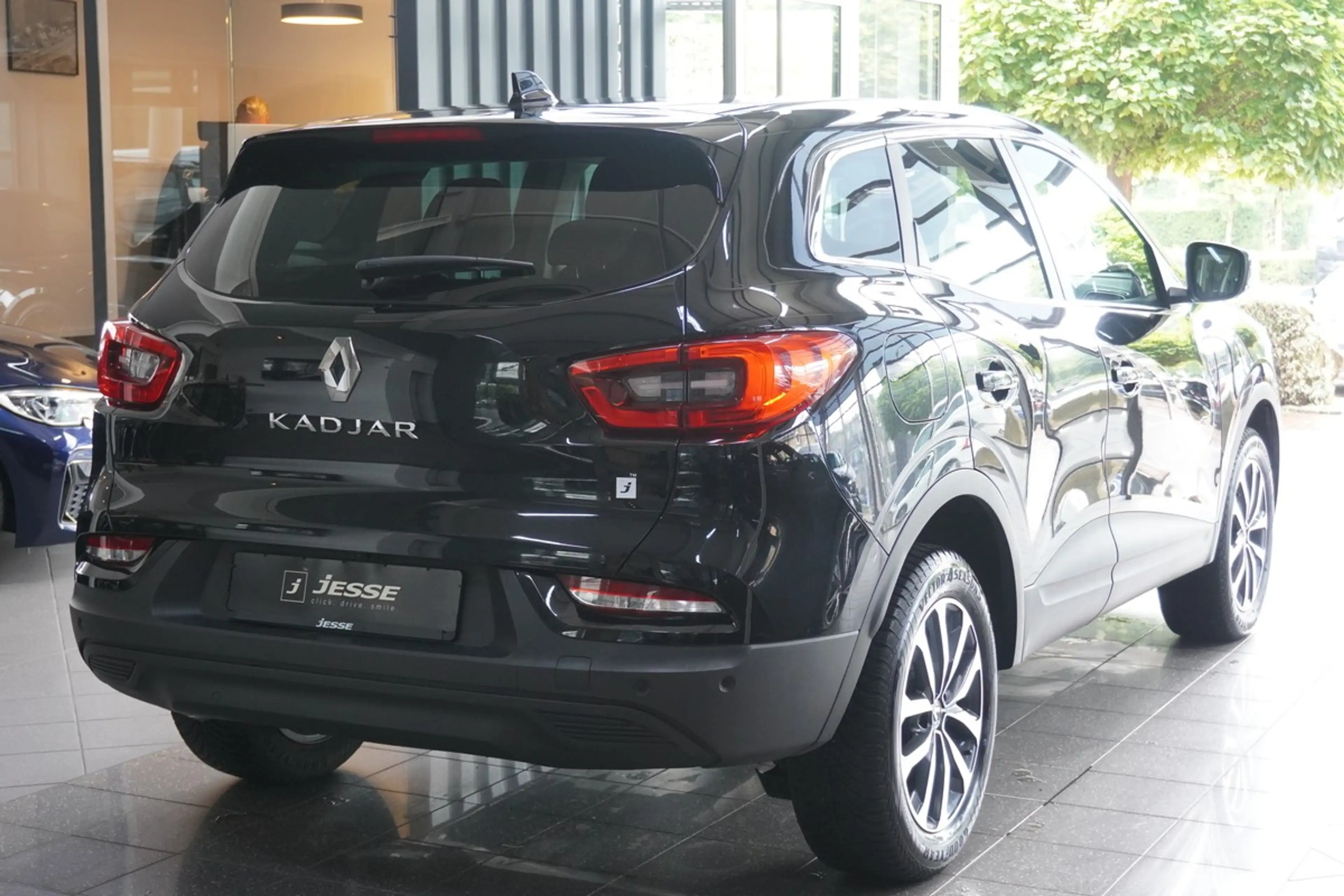 Renault Kadjar 1.3 TCe 140 Intens SHZ PDC Temp R.Cam — photo 6