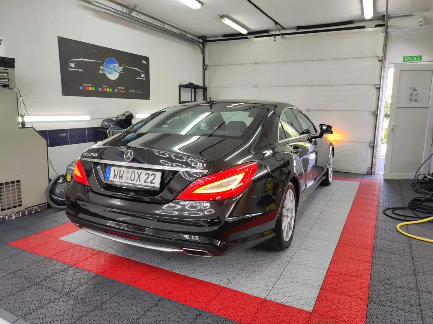 Mercedes-Benz CLS 250 Mercedes-Benz CLS AMG EDITION - 2