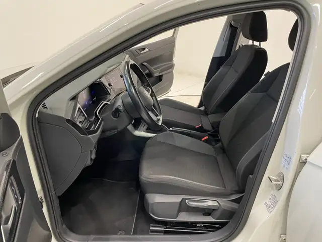 Volkswagen Taigo view 6