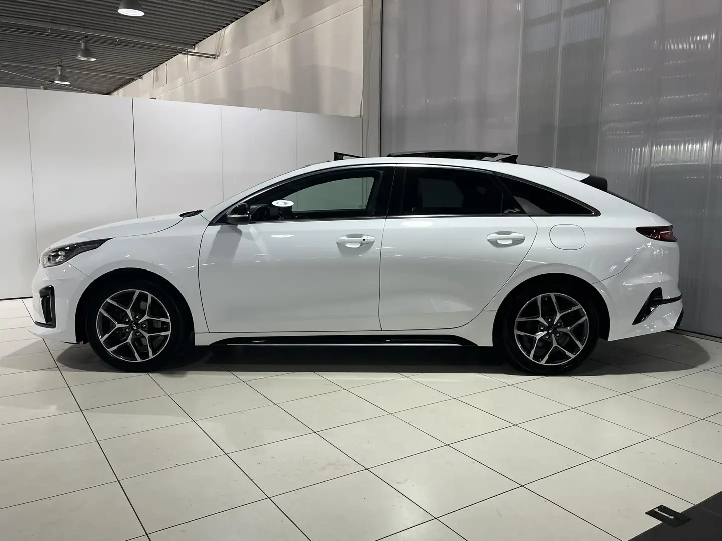 Kia ProCeed / pro_cee'd 1.0 T-GDI GT-Line Nederlandse auto ! Erg compleet Wit - 2