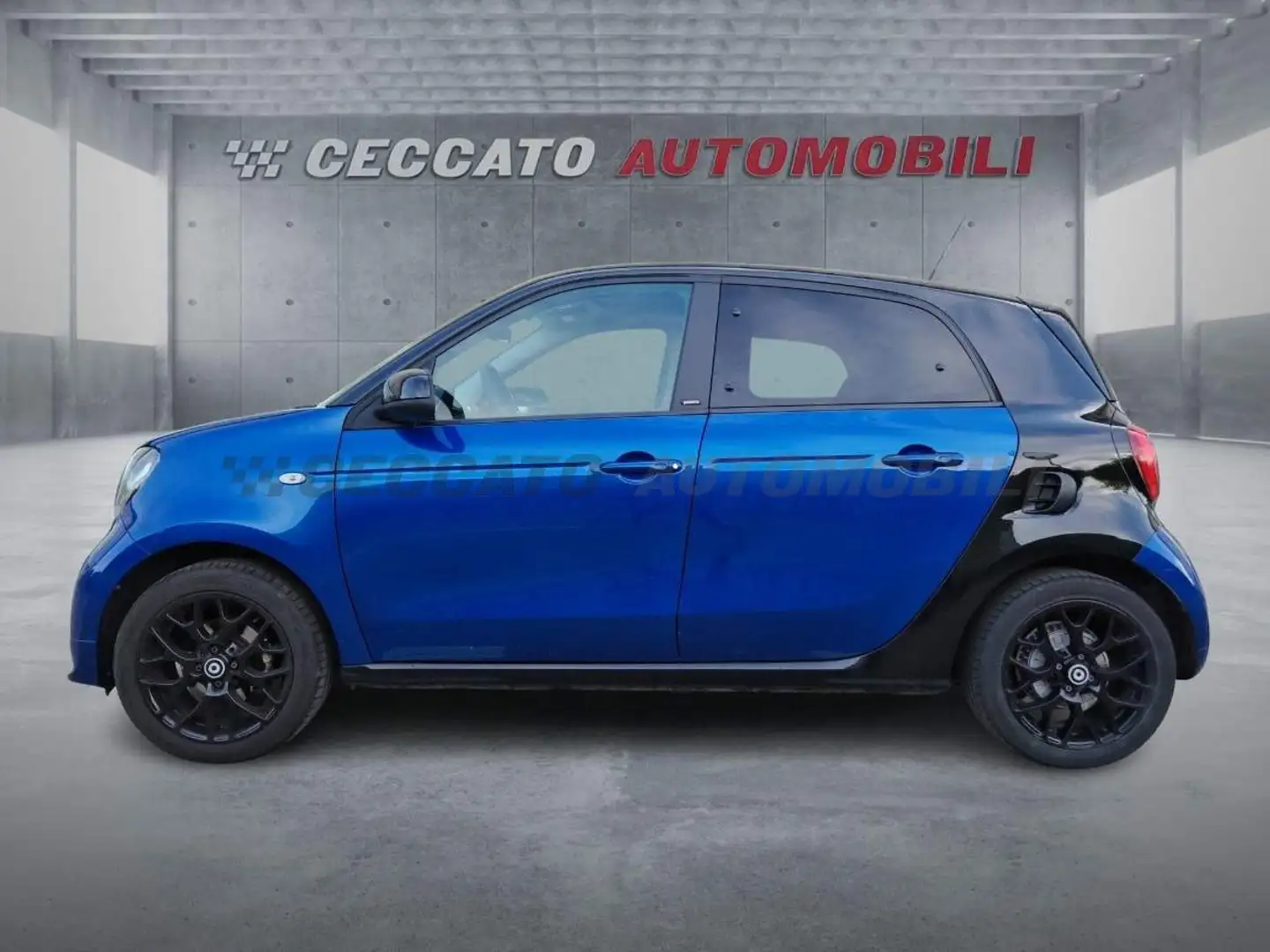 smart forFour Forfour 0.9 t Passion 90cv twinamic my18 Blu/Azzurro - 2