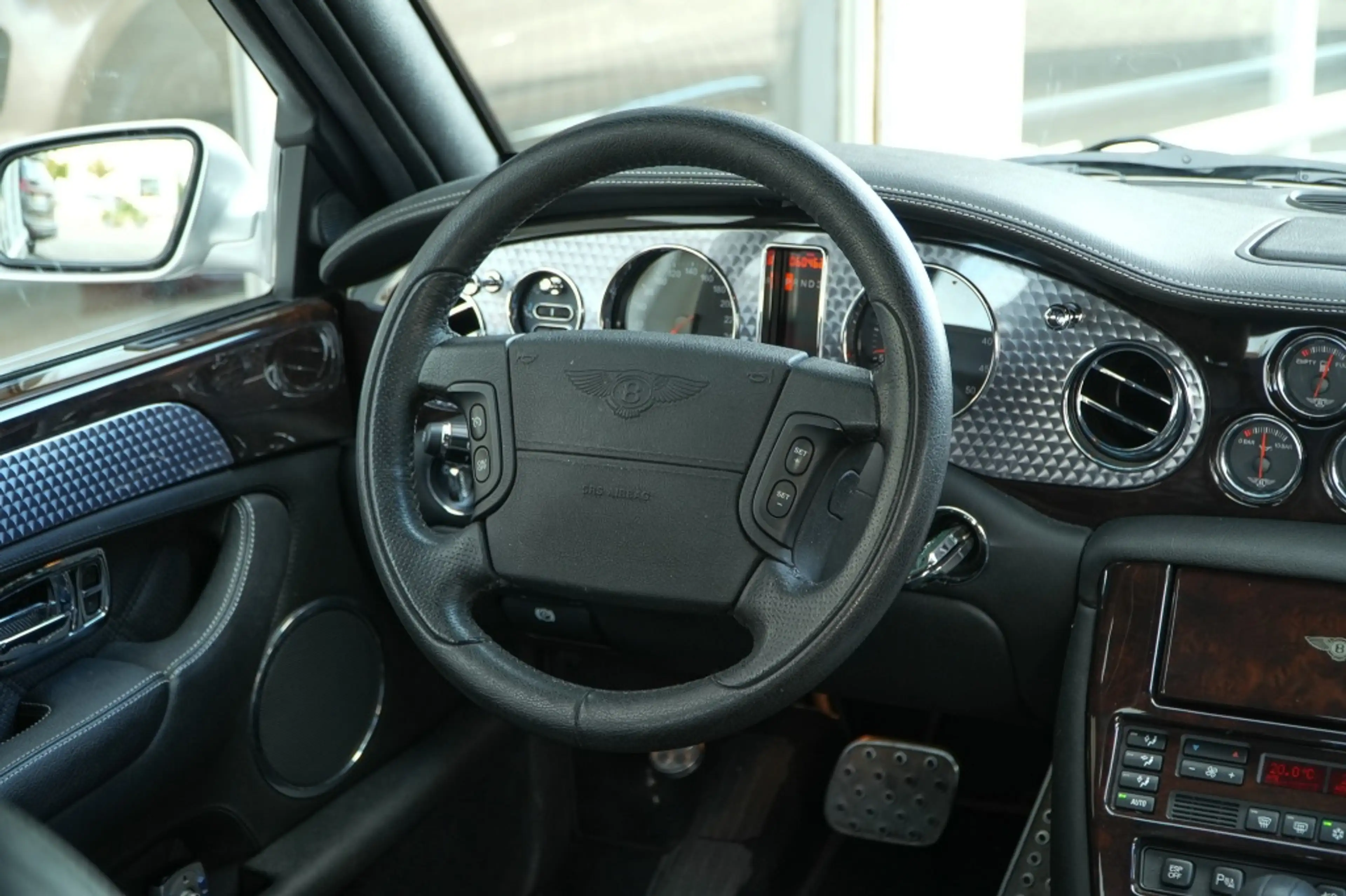 Bentley Arnage 6.8 V8 T Black Label — photo 4