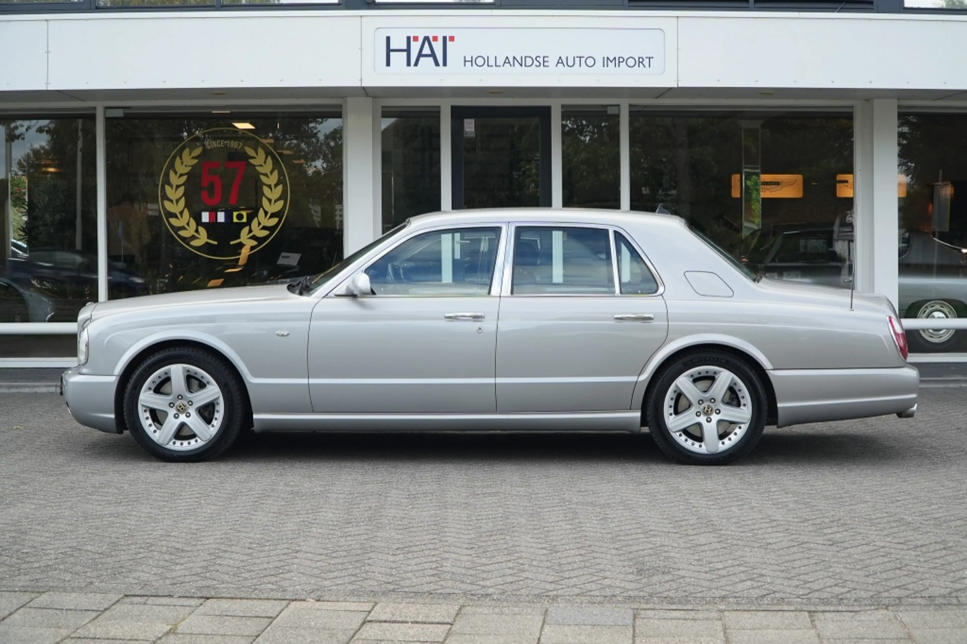 Bentley Arnage 6.8 V8 T Black Label — photo 15