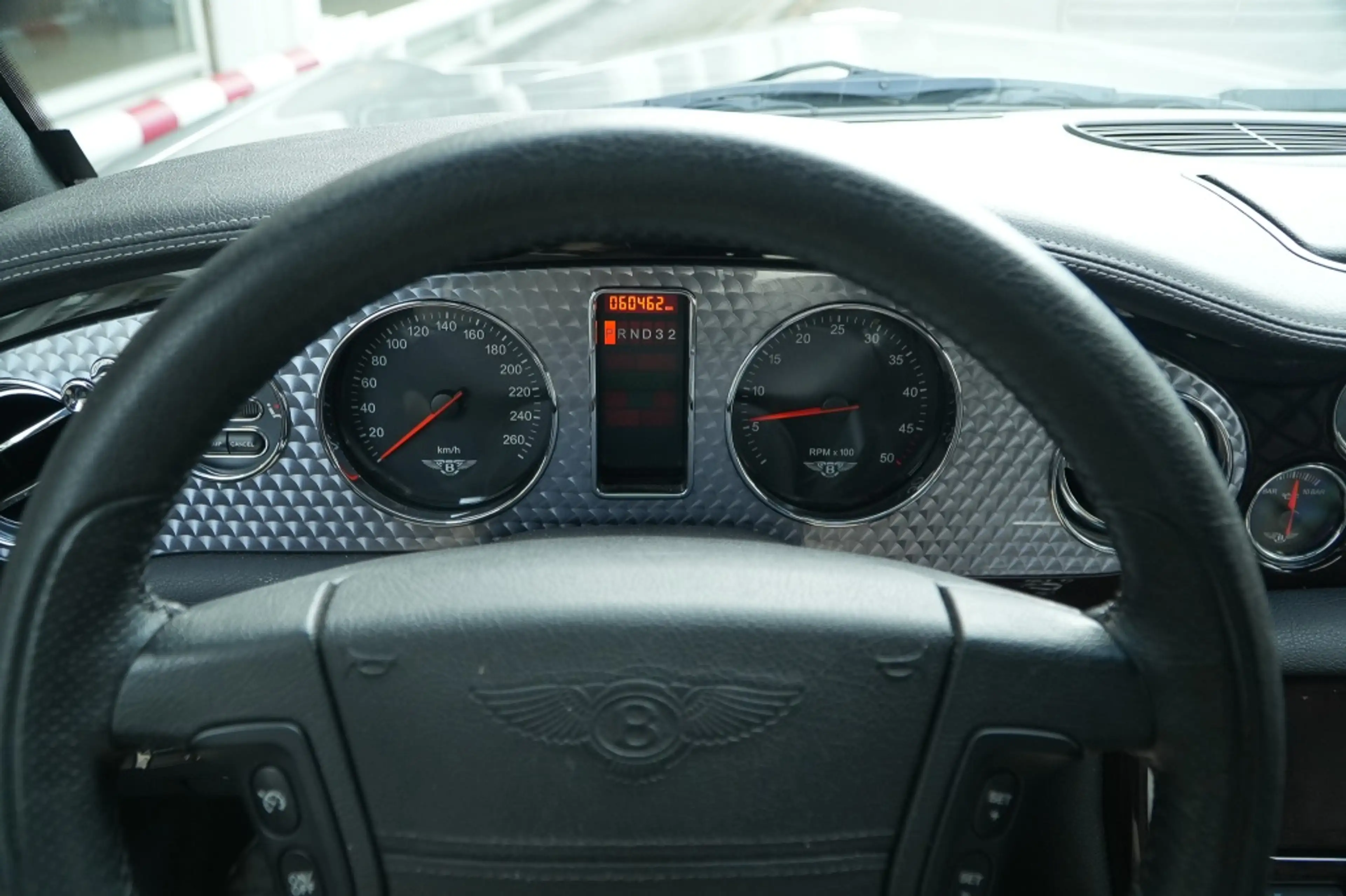 Bentley Arnage 6.8 V8 T Black Label — photo 5