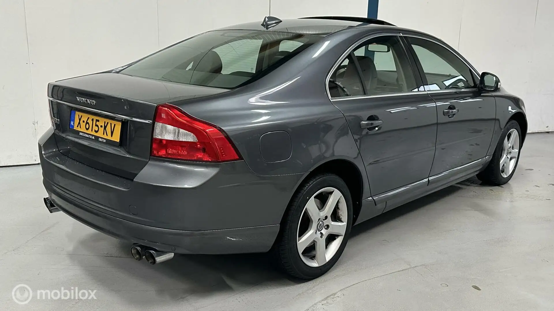 Volvo S80 3.2 Summum AUTOMAAT / SCHUIFDAK Gris - 2