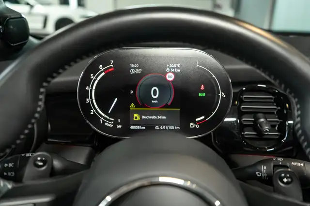 Mini Cooper Cooper view 14