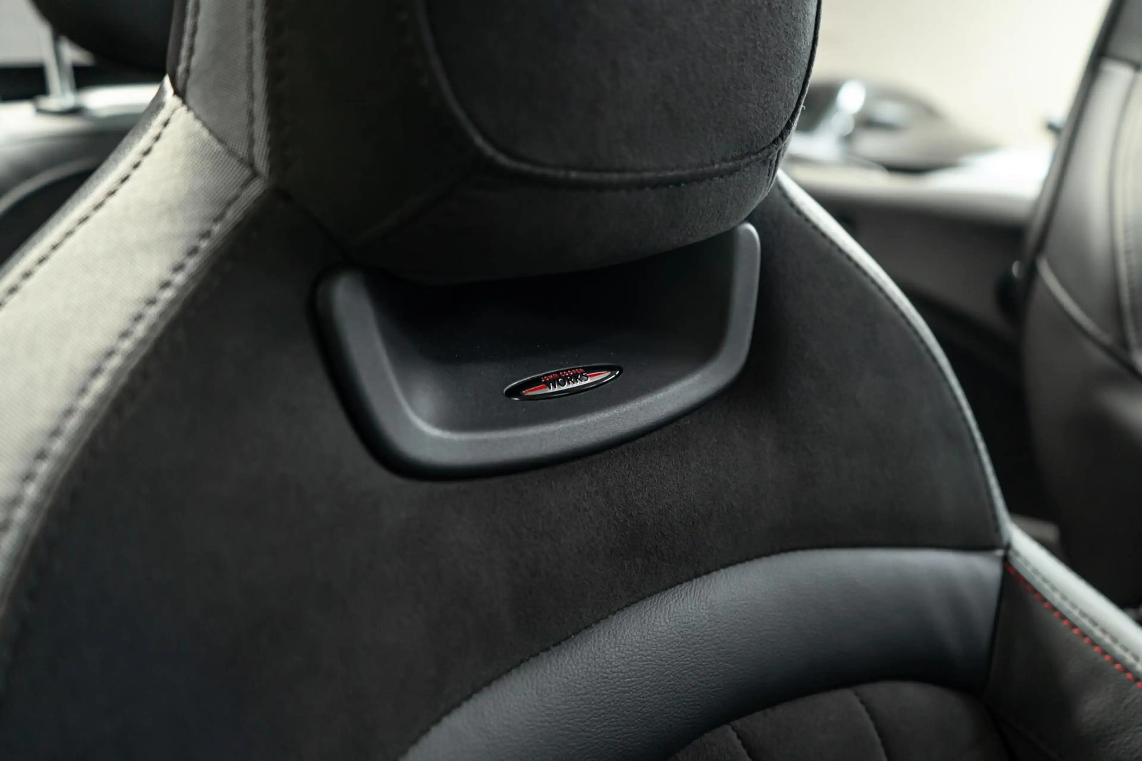 MINI Cooper S Cabrio Cooper S 2.0 John Cooper Works H&K HUD RFK APPLE — photo 13
