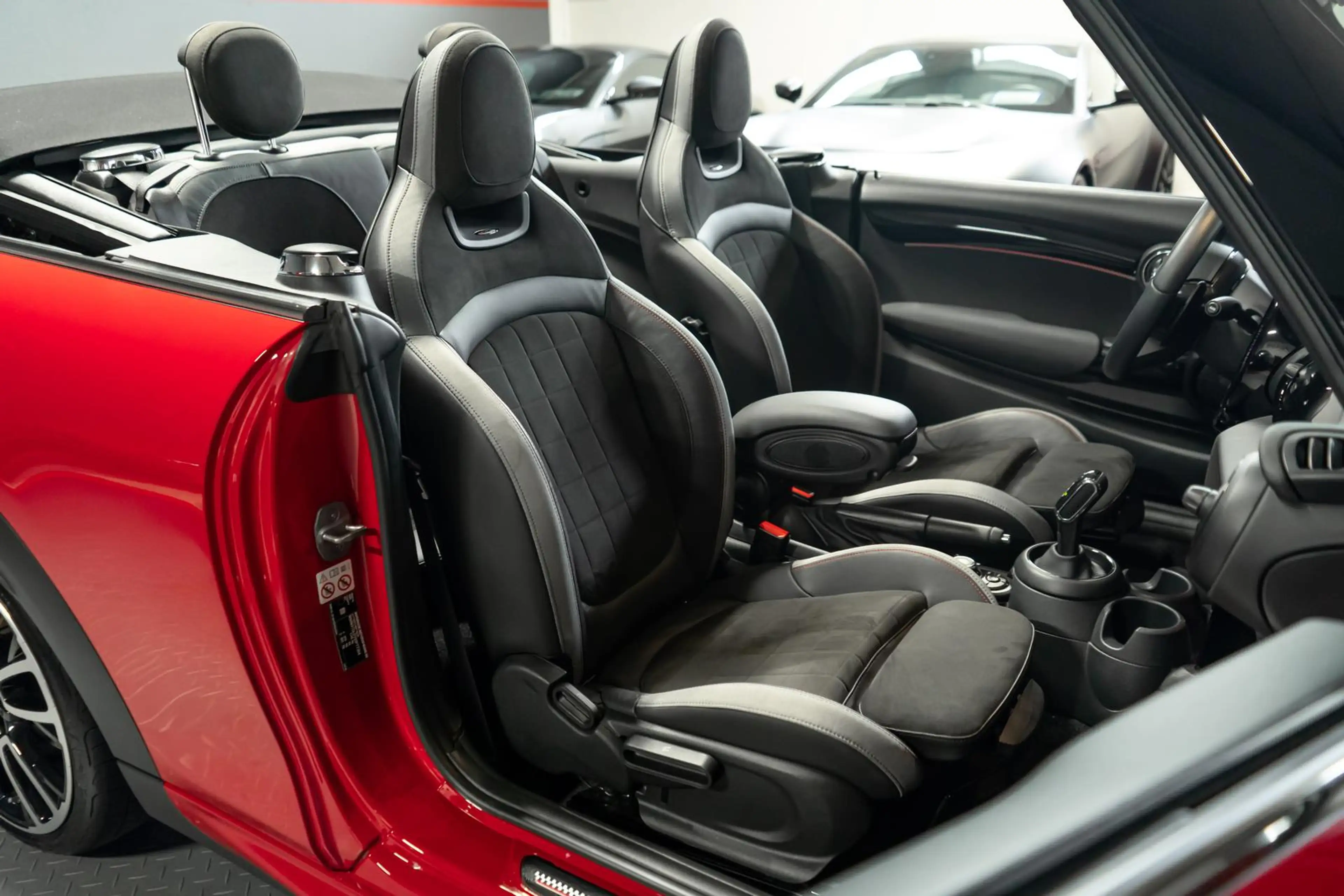 MINI Cooper S Cabrio Cooper S 2.0 John Cooper Works H&K HUD RFK APPLE — photo 12