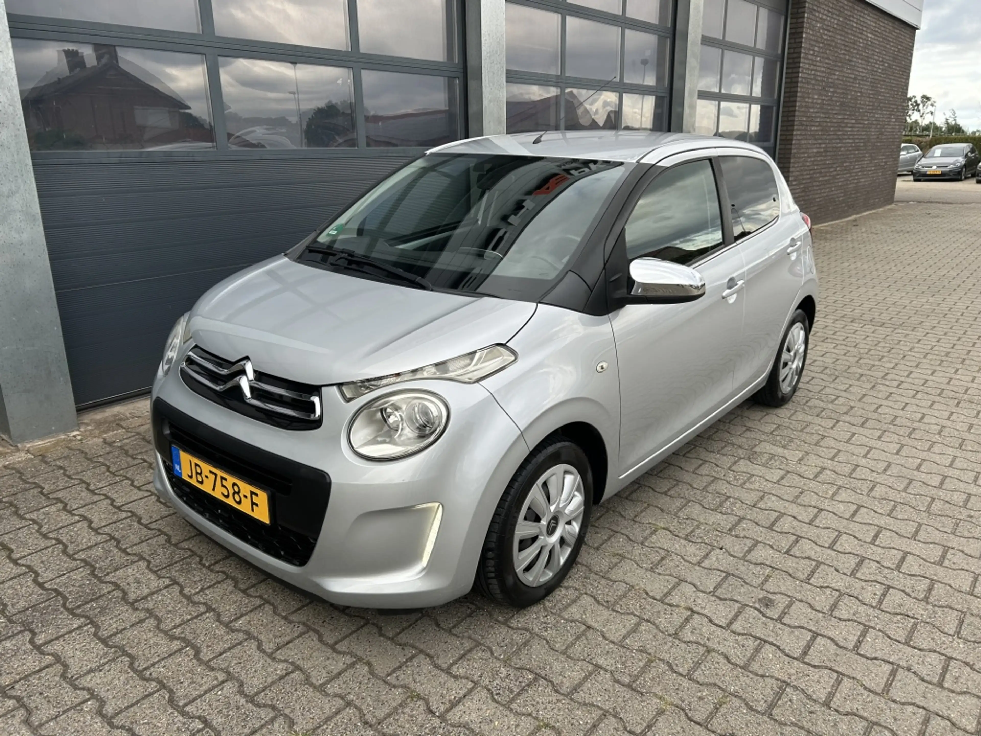 Citroen C1 1.0 e-VTi 68pk 5-drs Feel — photo 9