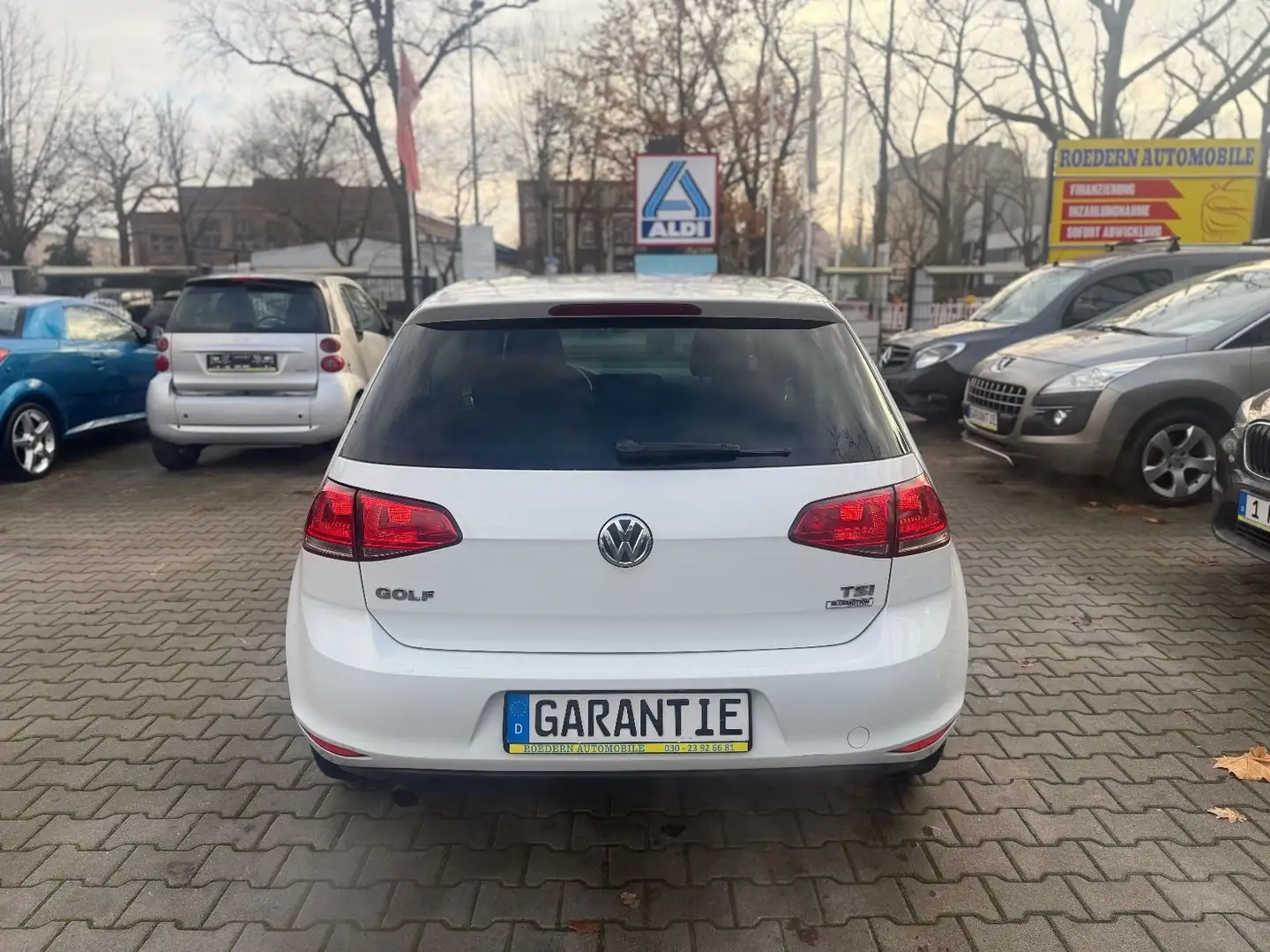 Volkswagen Golf VII Lim. Trendline BMT*KLIMA Blanc - 2