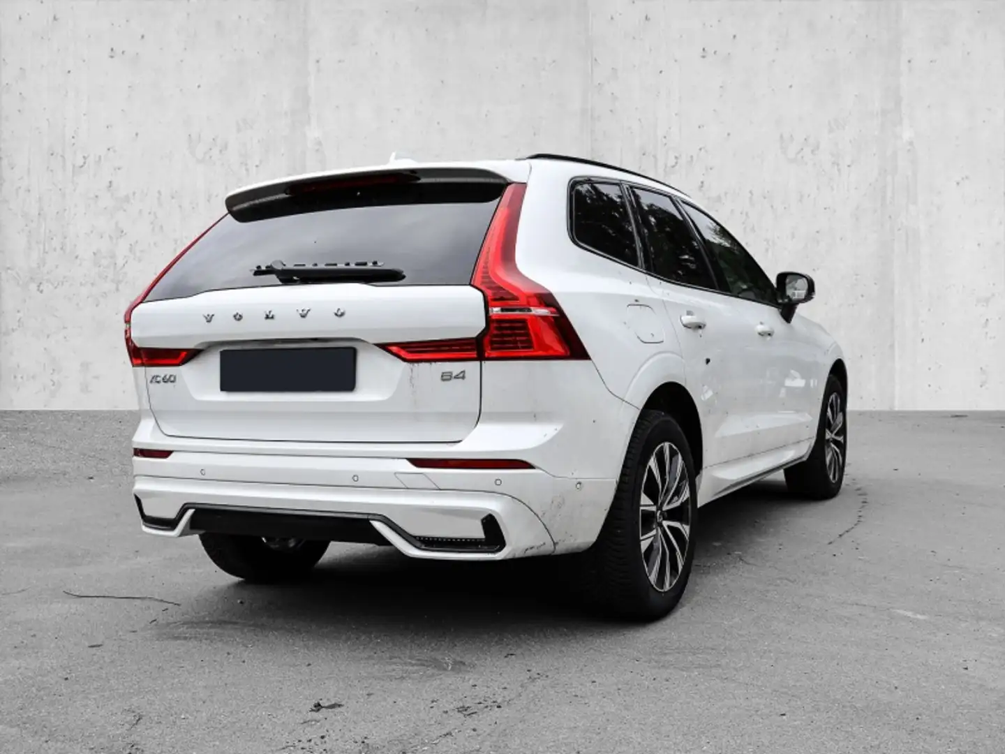 Volvo XC60 B4 (d) automatico Plus Dark Bianco - 2
