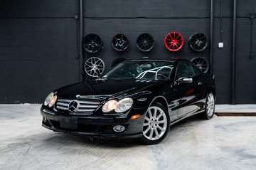 5.5L V8|HARDTOP CONVERTIBLE |CLEAN CARFAX NO ACCID