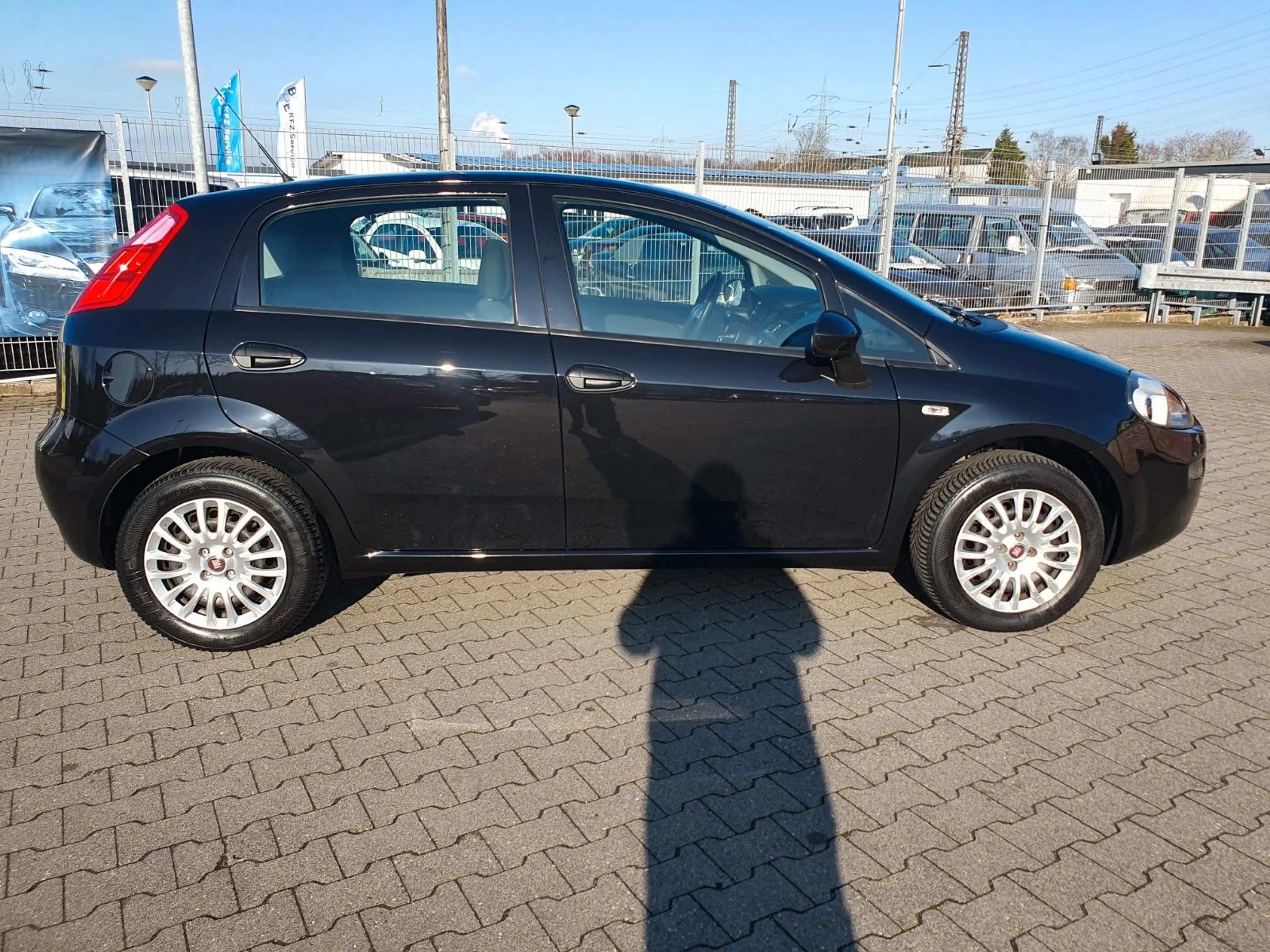 Fiat Punto 1.2 GARANTIE KLIMAANLAGE NAVIGATION — photo 5