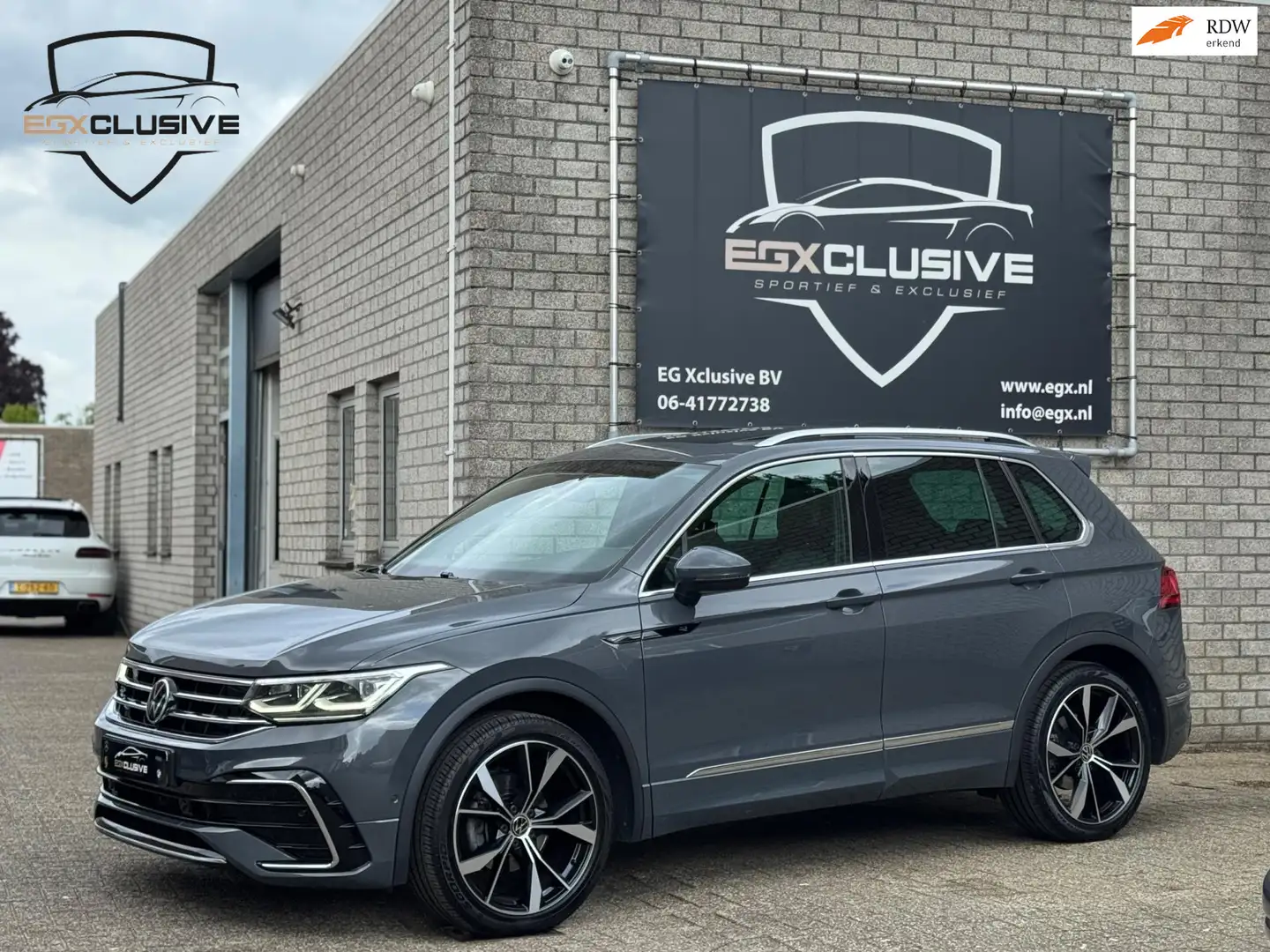 Volkswagen Tiguan 1.5 TSI Elegance PANO | IQ LIGHT| ACC | BLIND | LA Grau - 1