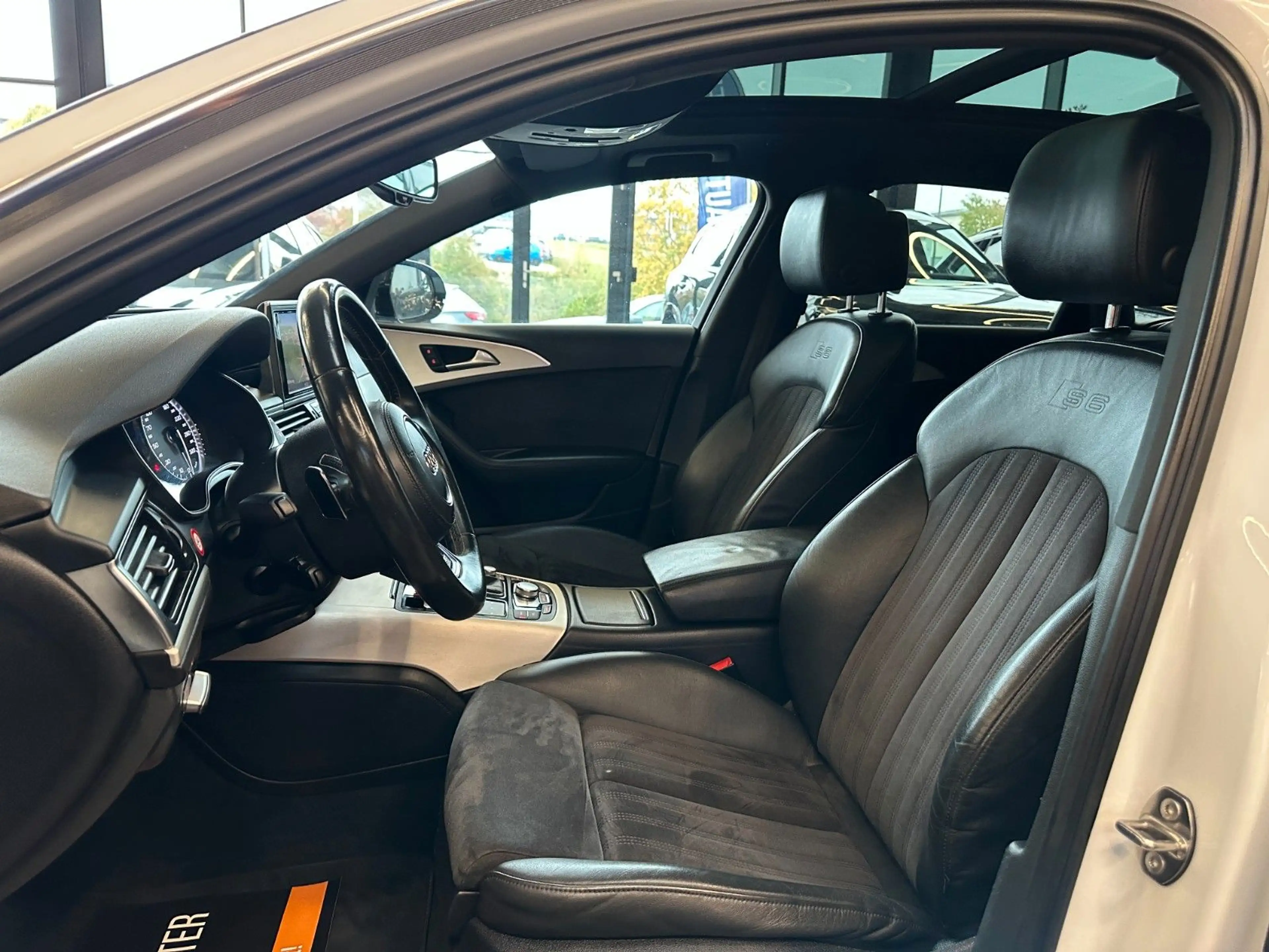 Audi S6 *MEMORY*PANO*4-ZONEN*BOSE*LED*ACC*AHK*LUFTFAHR — photo 10
