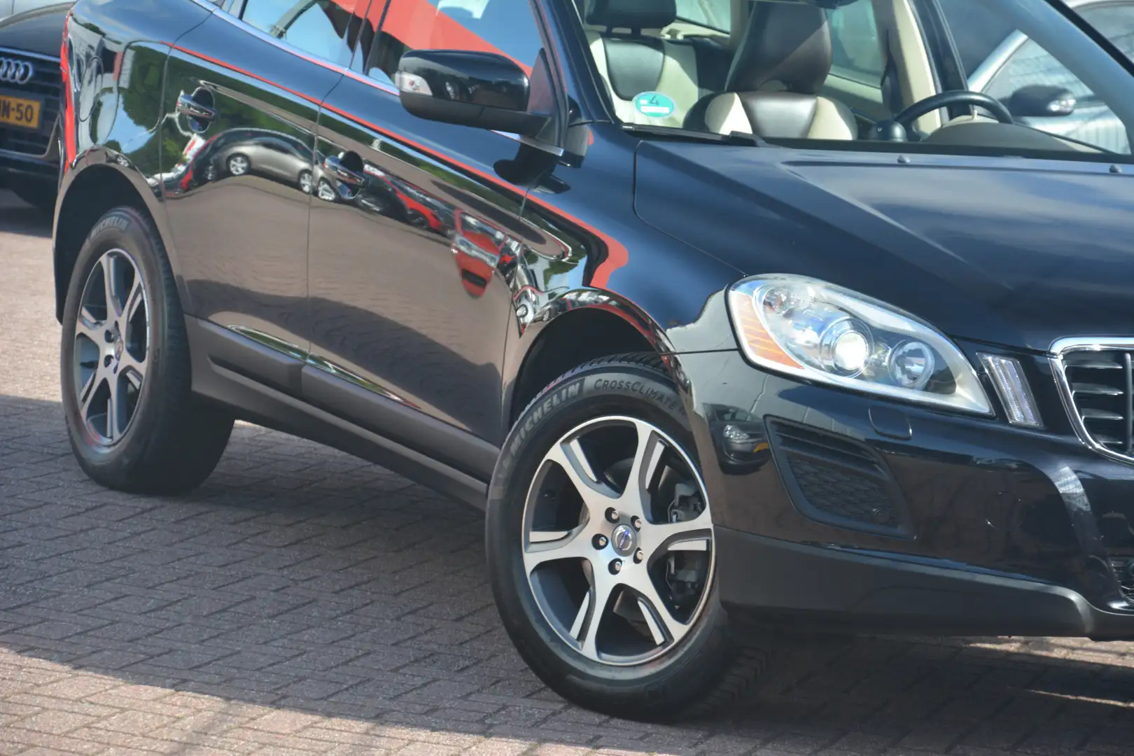 Volvo XC60 2.4D AWD Summum | Navigatie | Panoramadak | Memory Czarny - 2