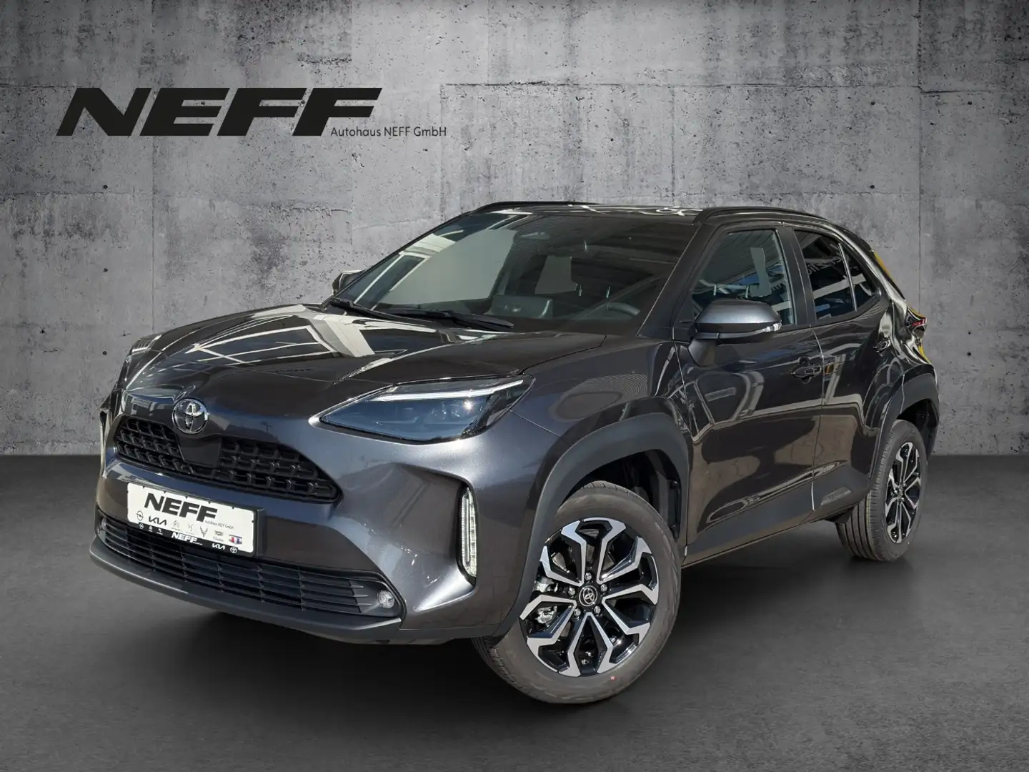 Toyota Yaris Cross 1.5 FWD Teamplayer FLA KAM ACC Gris - 2