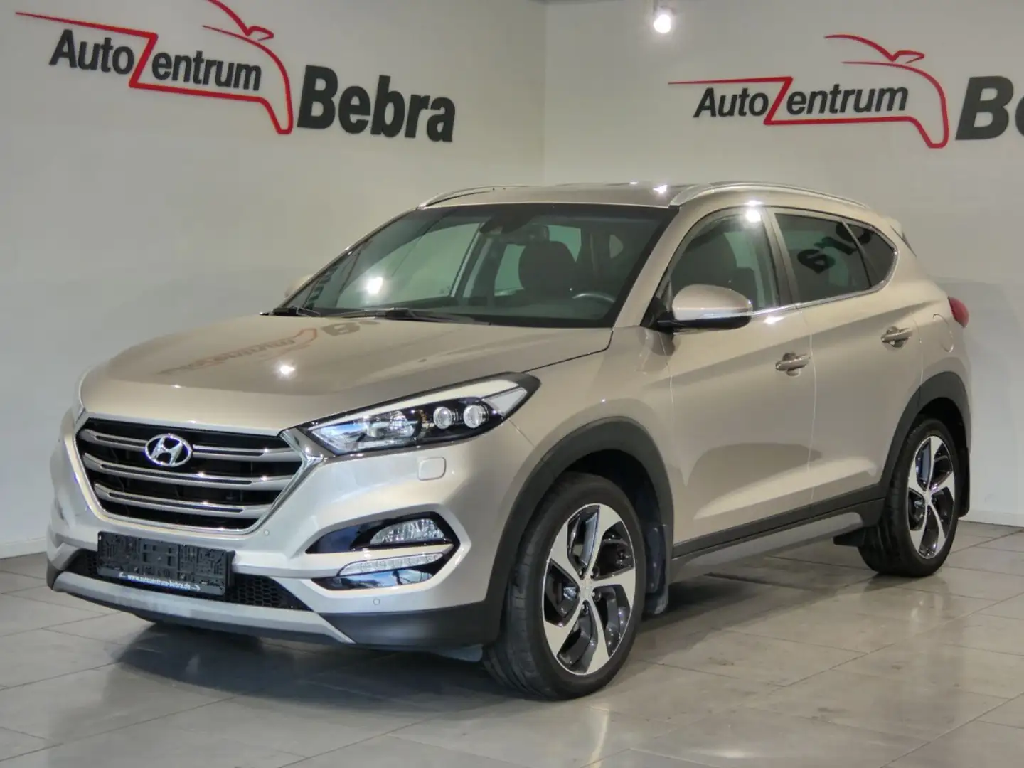 Hyundai TUCSON Style 4WD LED/Navi/AHK/Kamera/SHZ/PDC/Alu - 1