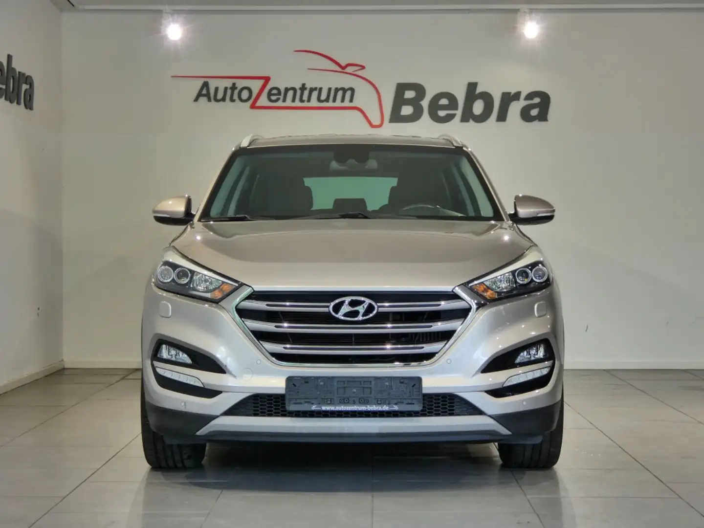 Hyundai TUCSON Style 4WD LED/Navi/AHK/Kamera/SHZ/PDC/Alu - 2